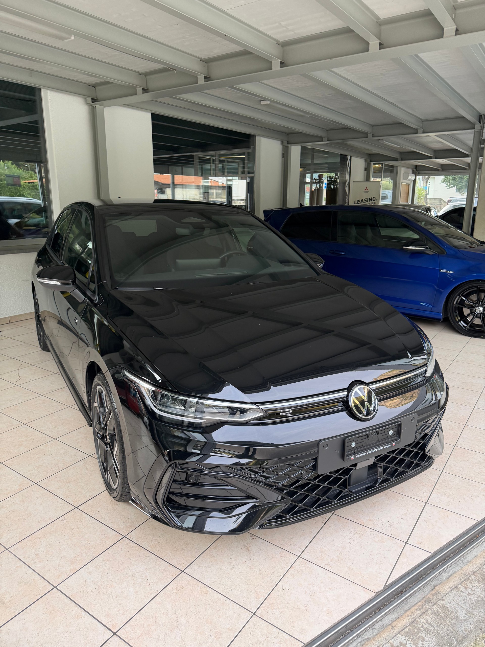 VW Golf 1.5 e TSI mHEV R-Line DSG-image-8