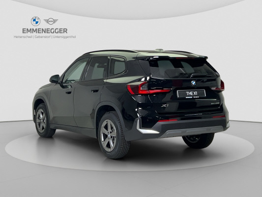 BMW X1 sDrive 20i 48V-image-2