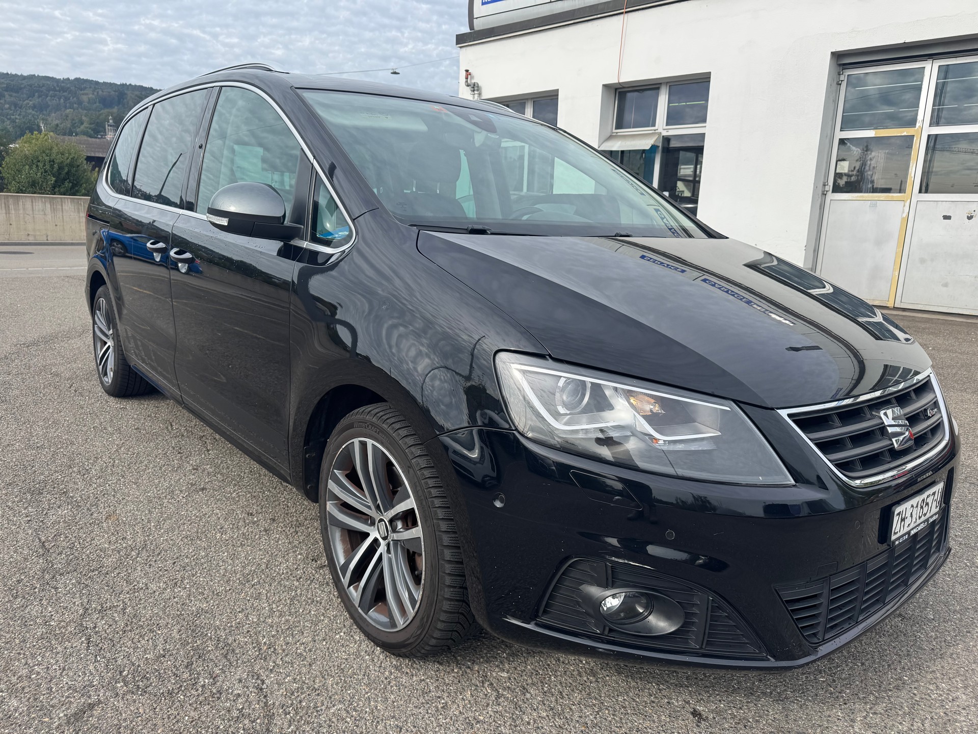 SEAT Alhambra 2.0 TDI FR Line DSG-image-1