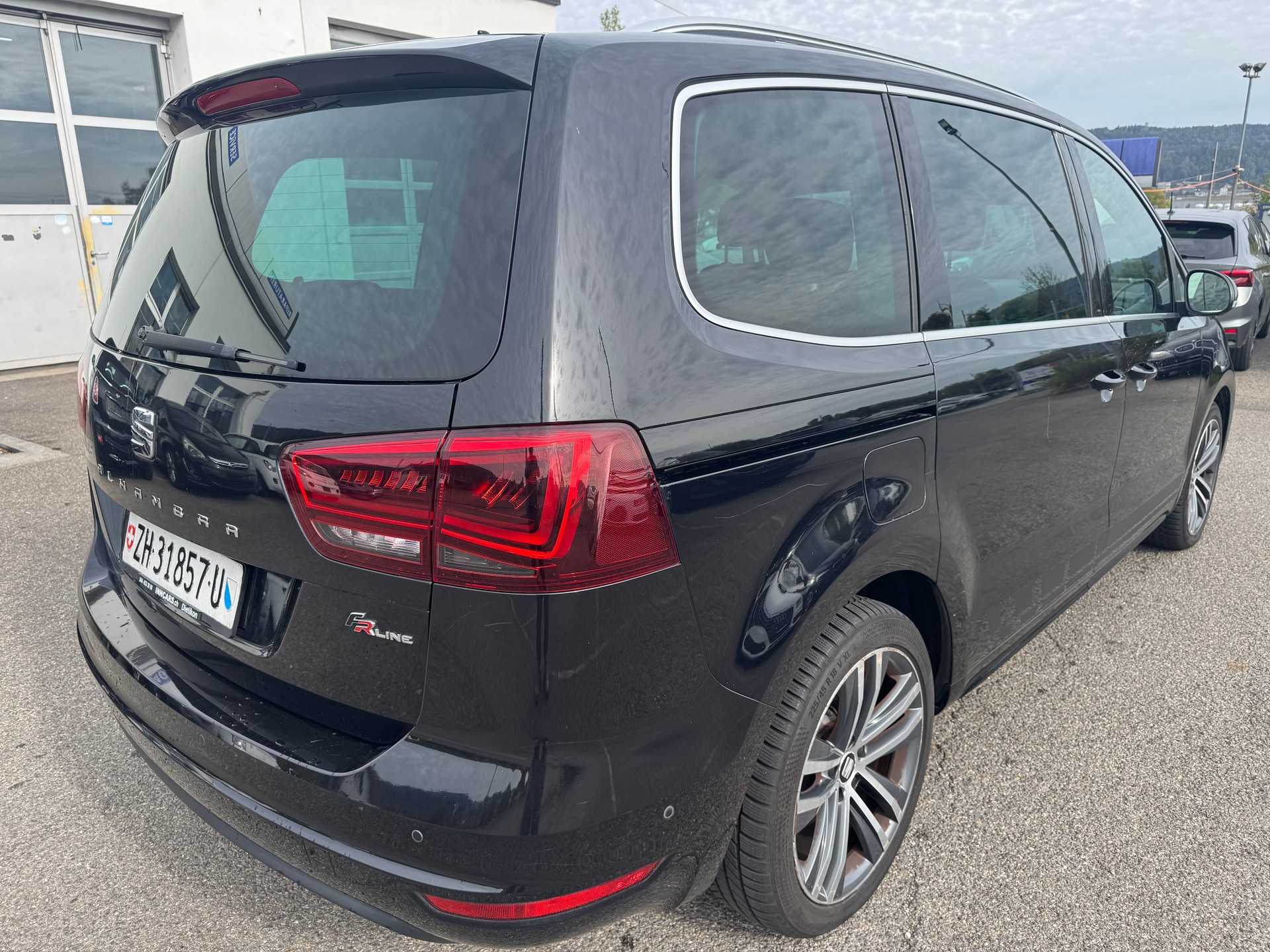 SEAT Alhambra 2.0 TDI FR Line DSG-image-2