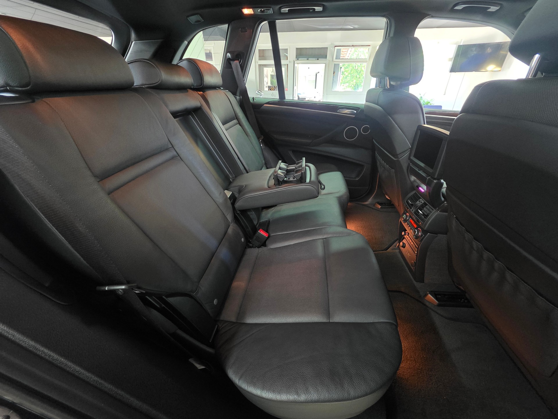 BMW X5 xDrive M50d Steptronic Individual 7-Plätze-image-20