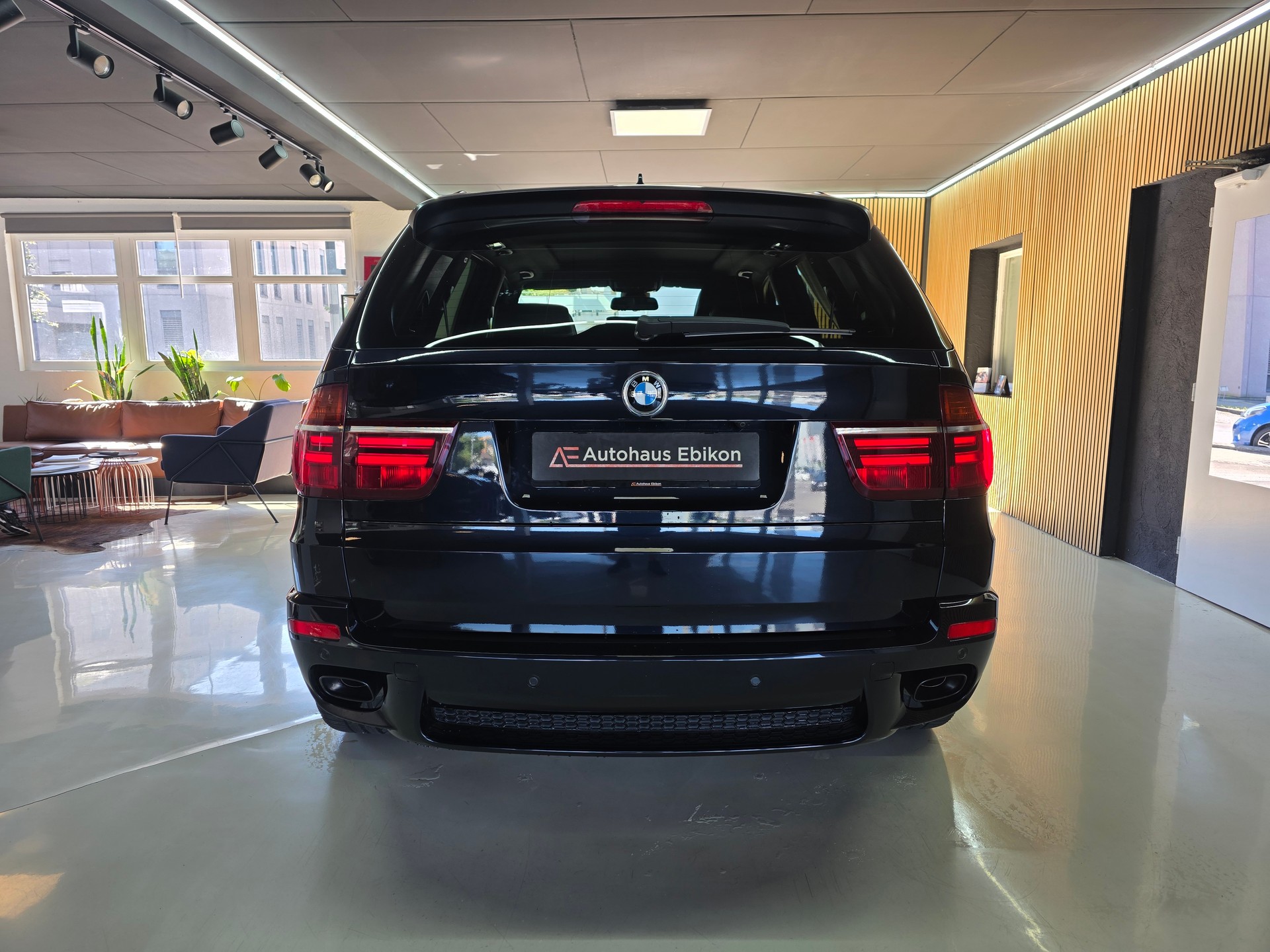 BMW X5 xDrive M50d Steptronic Individual 7-Plätze-image-5