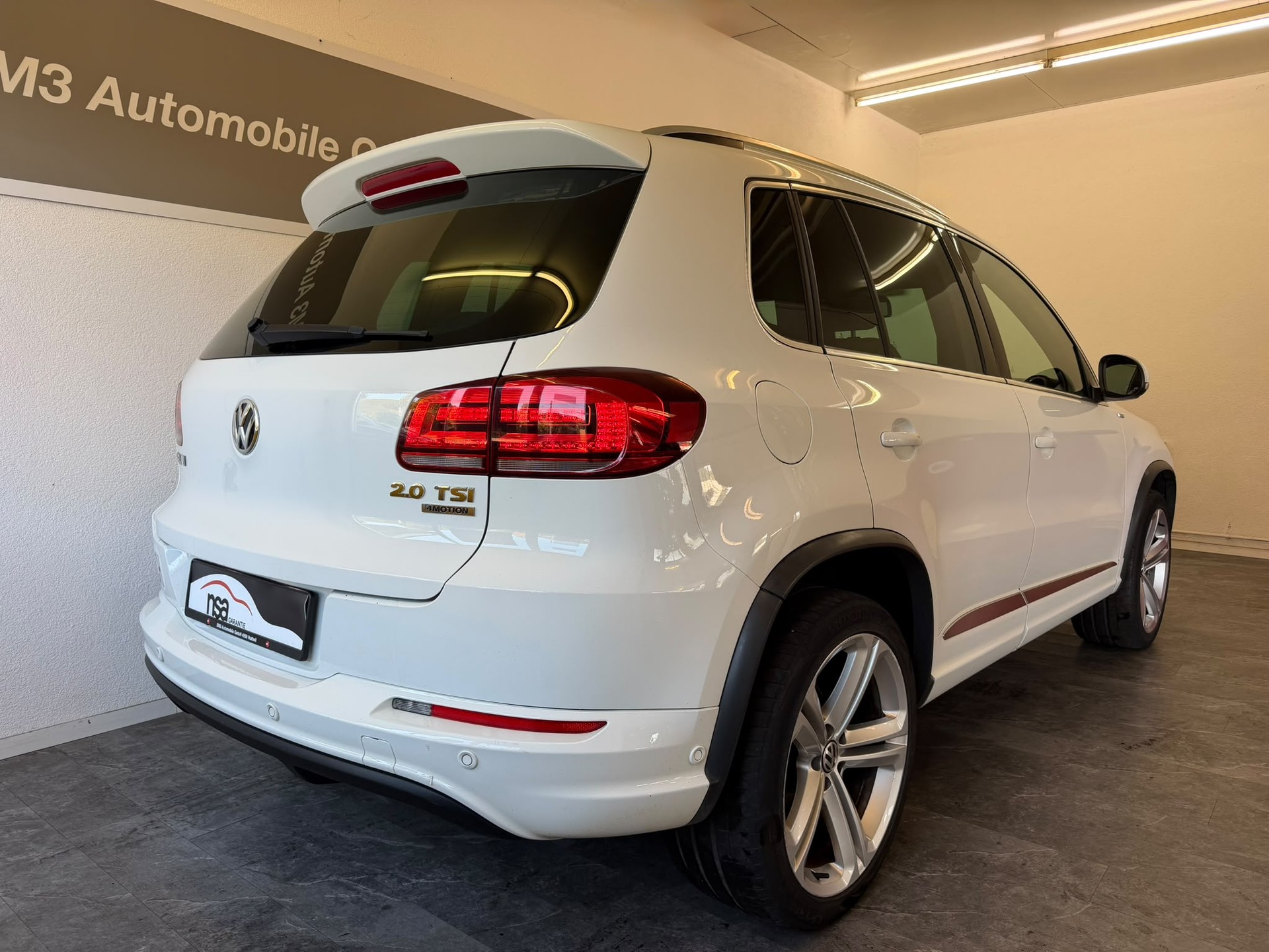 VW Tiguan 2.0 TSI Cup R-Line 4Motion DSG-image-5