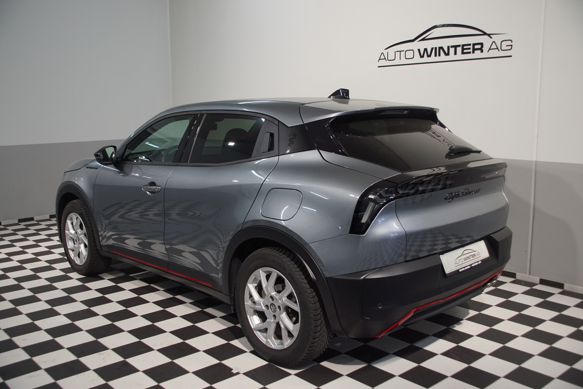 ALFA ROMEO Junior 1.2 48V Hybrid Sport Speciale !! Swiss-Edition!!-image-9