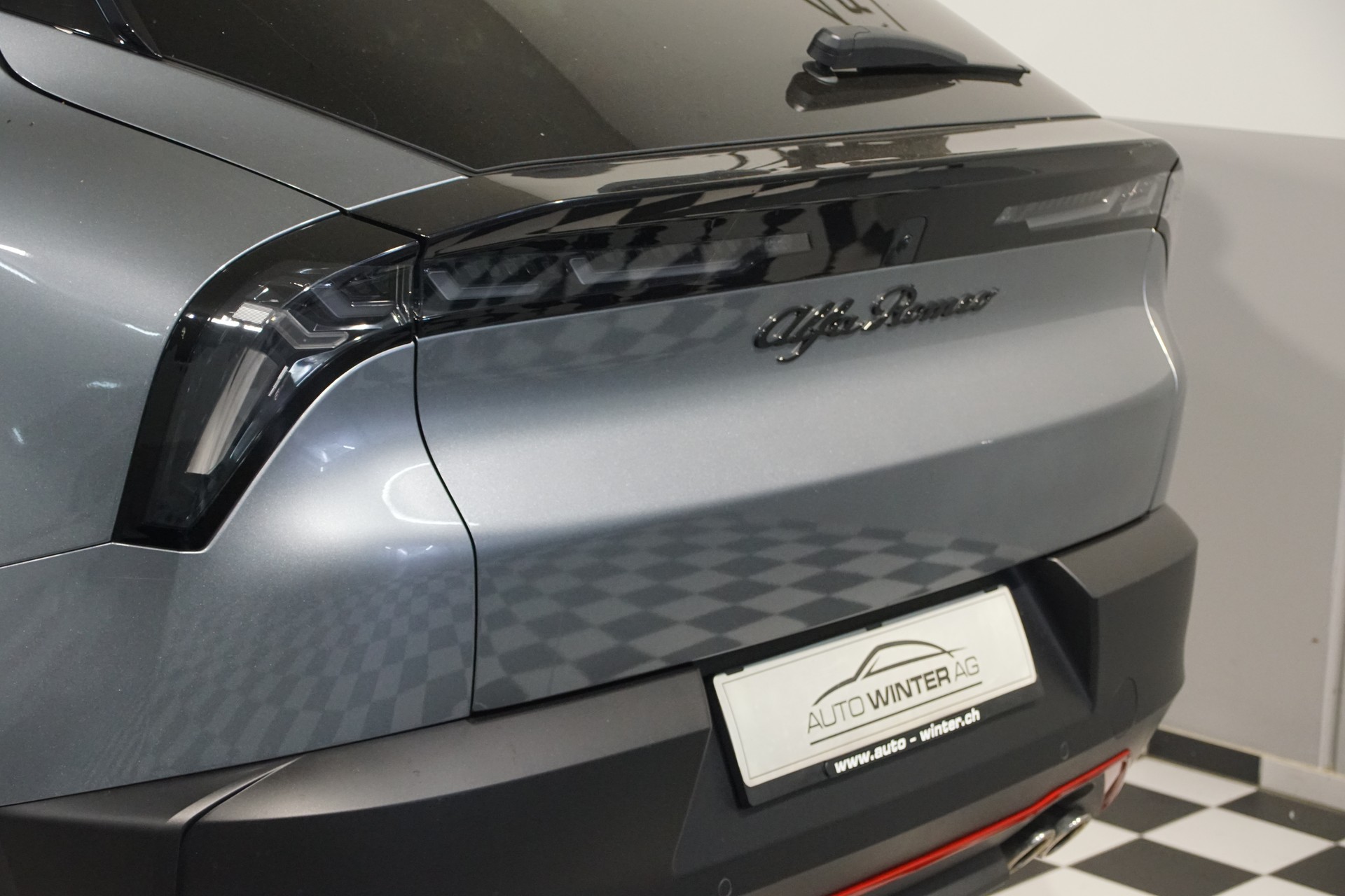 ALFA ROMEO Junior 1.2 48V Hybrid Sport Speciale !! Swiss-Edition!!-image-12
