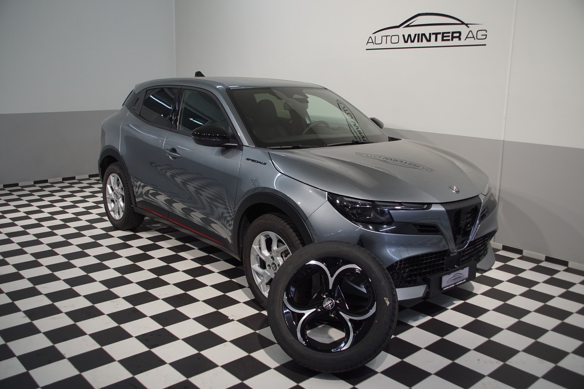 ALFA ROMEO Junior 1.2 48V Hybrid Sport Speciale !! Swiss-Edition!!-image-0