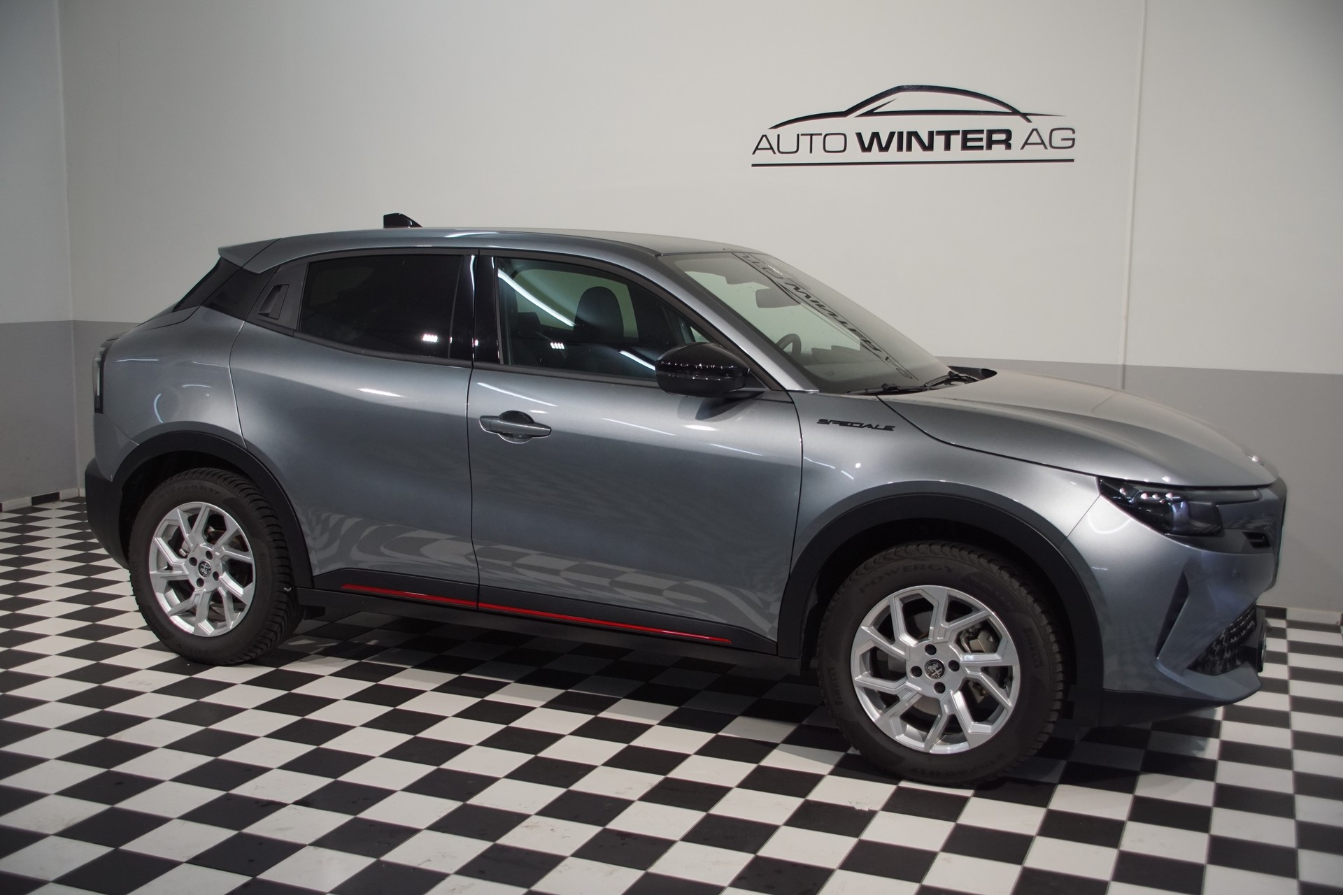 ALFA ROMEO Junior 1.2 48V Hybrid Sport Speciale !! Swiss-Edition!!-image-4