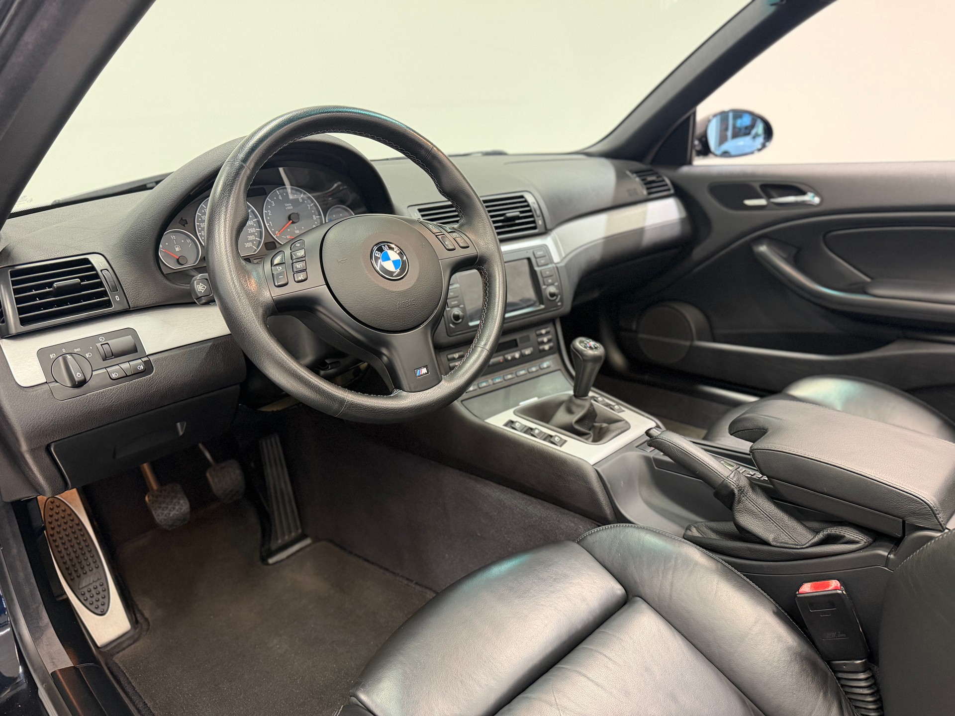 BMW M3-image-18