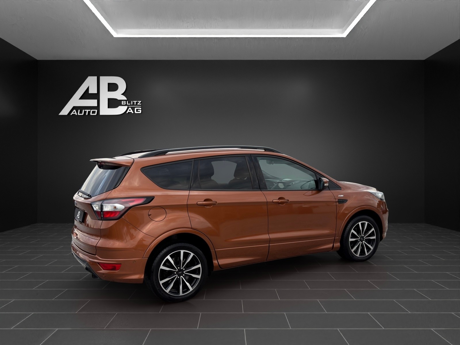 FORD Kuga 2.0 TDCi ST Line 4WD PowerShift mit 180 PS-image-4