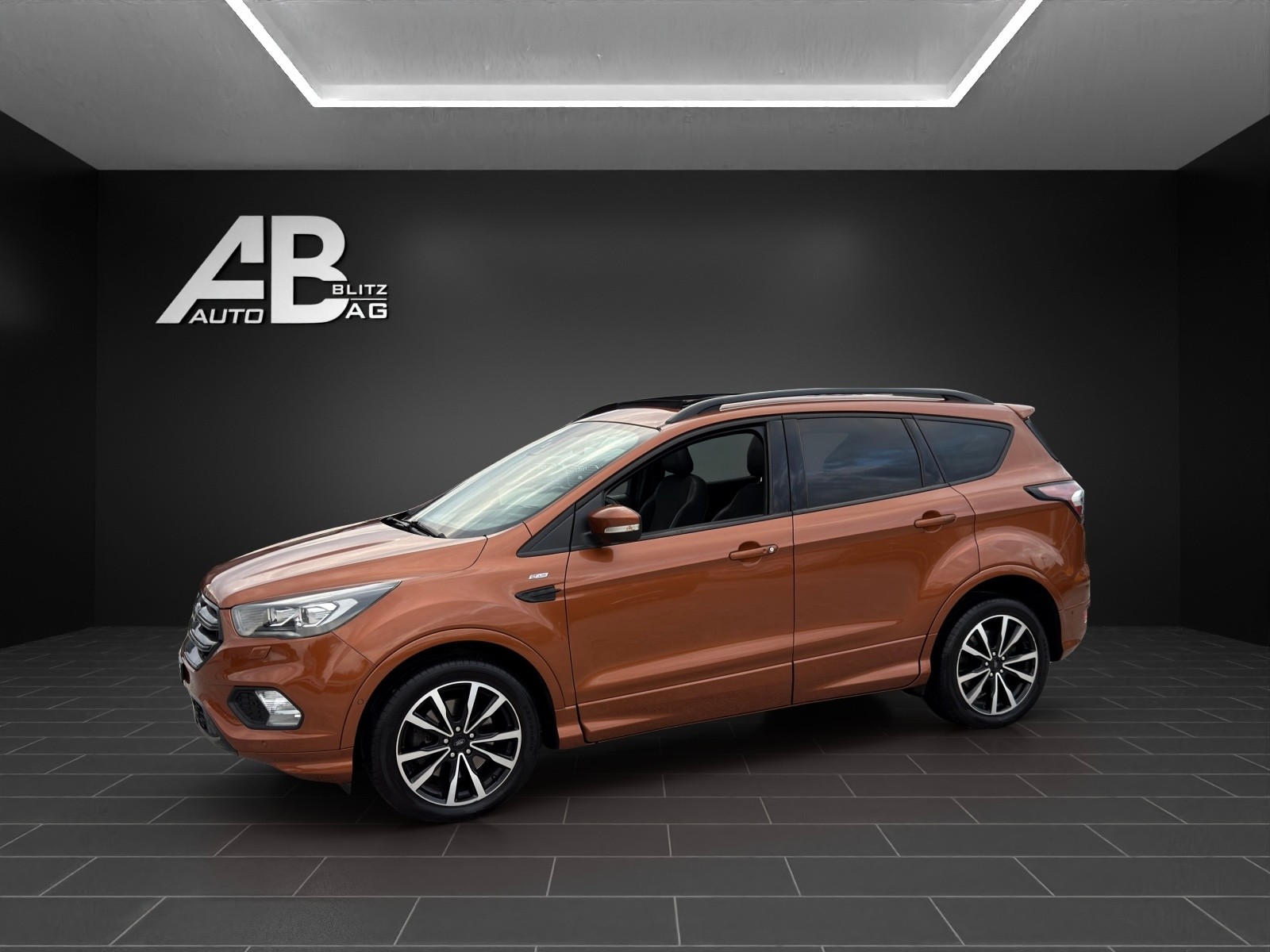FORD Kuga 2.0 TDCi ST Line 4WD PowerShift mit 180 PS-image-1
