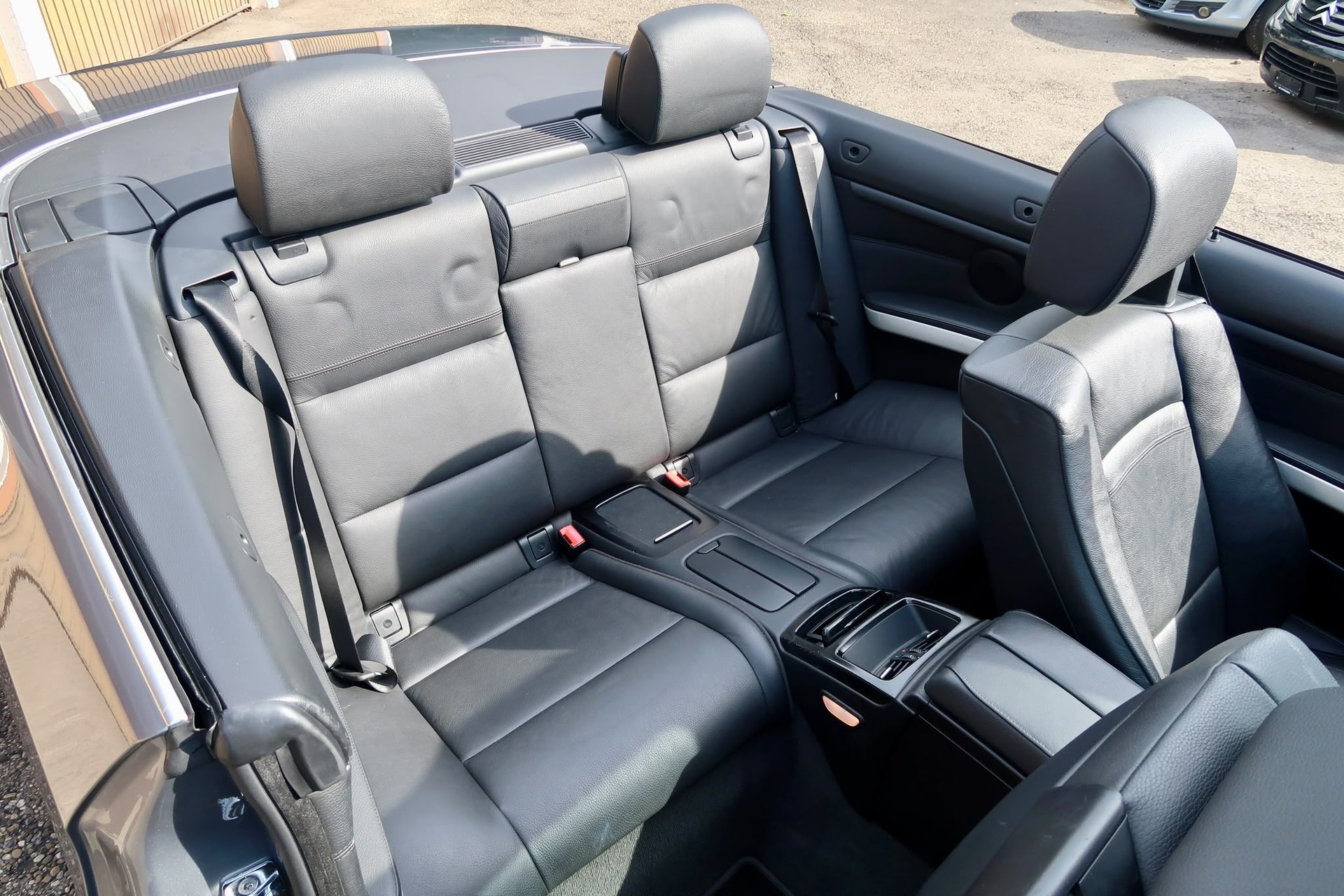 BMW 325i Cabriolet Steptronic ⭐⭐⭐-image-12