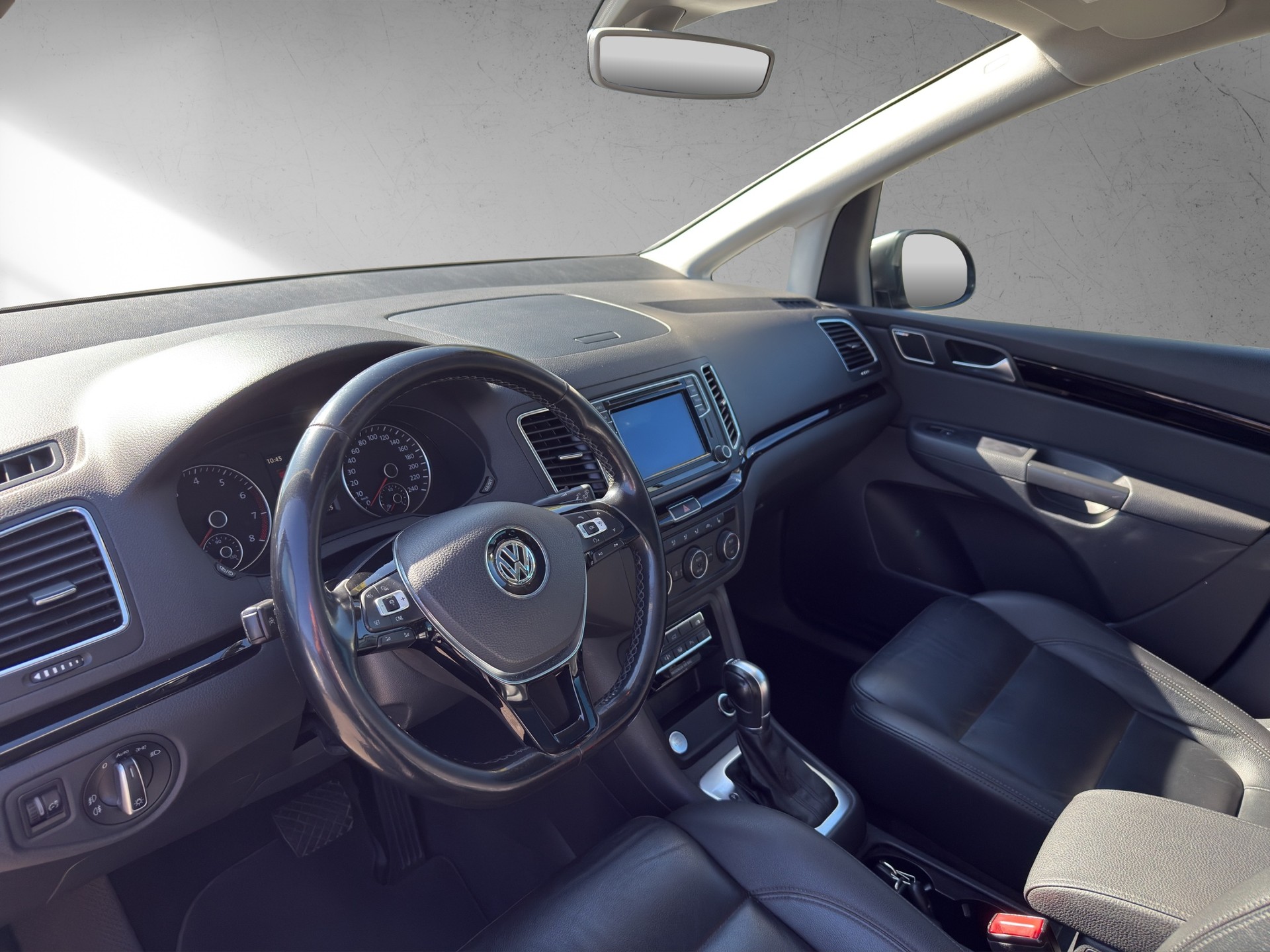 VW Sharan 2.0 TSI BMT Highline DSG-image-5