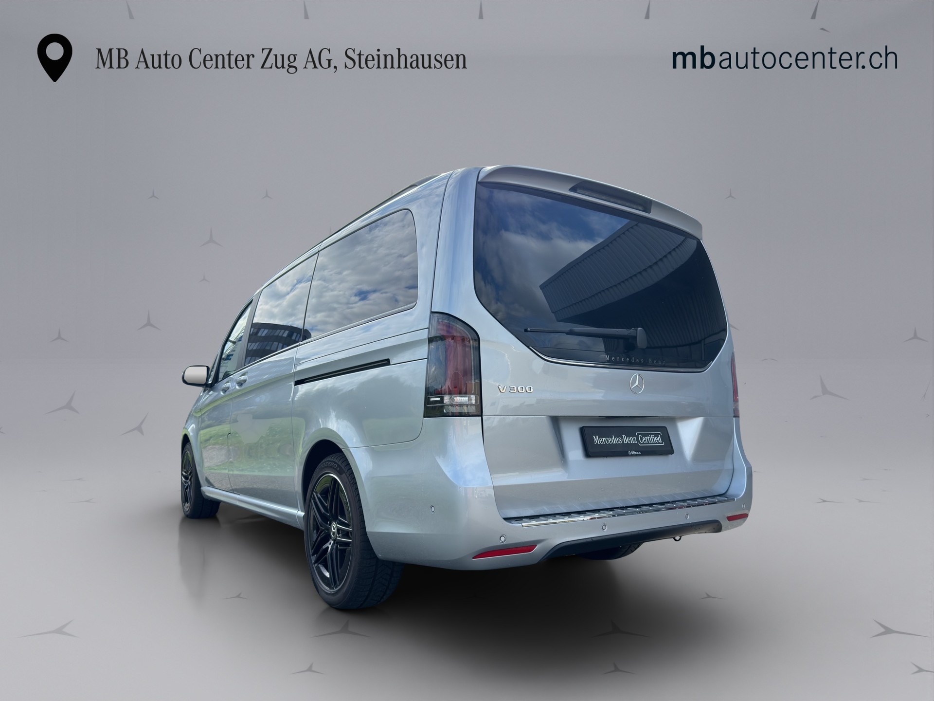 MERCEDES-BENZ V 300 Exclusive AMG Line L - Benzinmotor-image-3