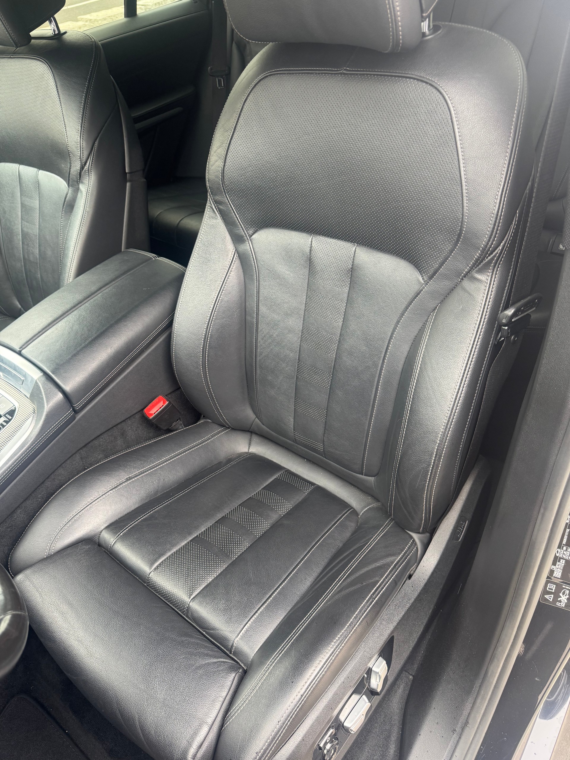 BMW X5 xDrive M50d Steptronic-image-8