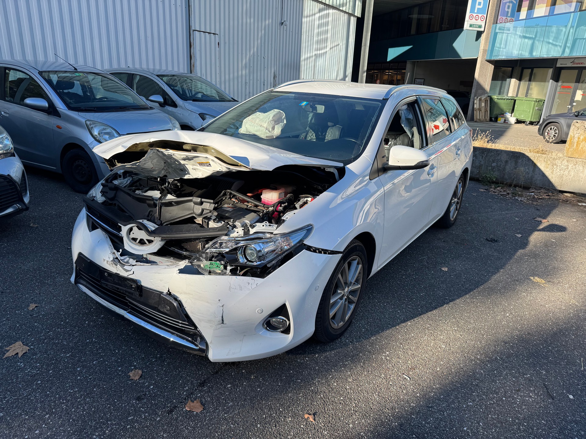 TOYOTA Auris Touring Sports 1.8 16V HSD Linea Trend-image-3