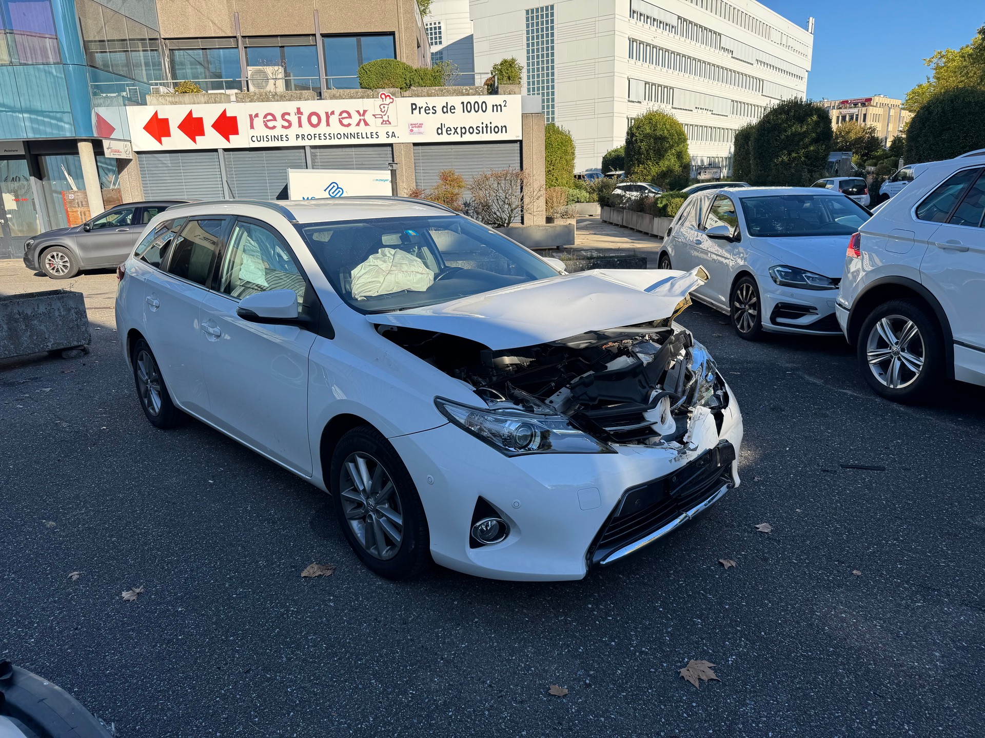TOYOTA Auris Touring Sports 1.8 16V HSD Linea Trend-image-1