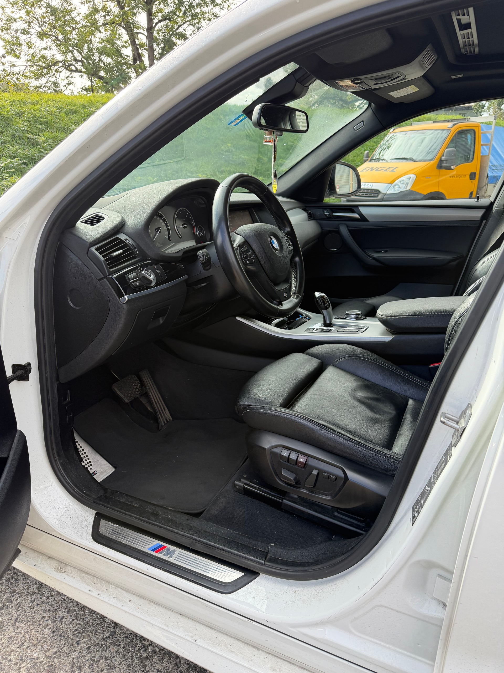 BMW X4 xDrive 20d Steptronic-image-10