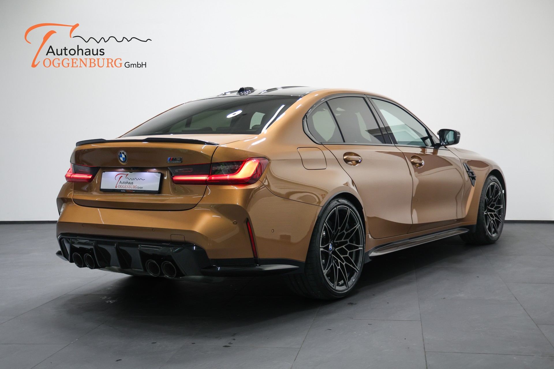 BMW M3 Competition M xDrive LCI *Sonderlackierung Liquid Copper*Carbon Schalensitze*M Driver's Package*-image-16
