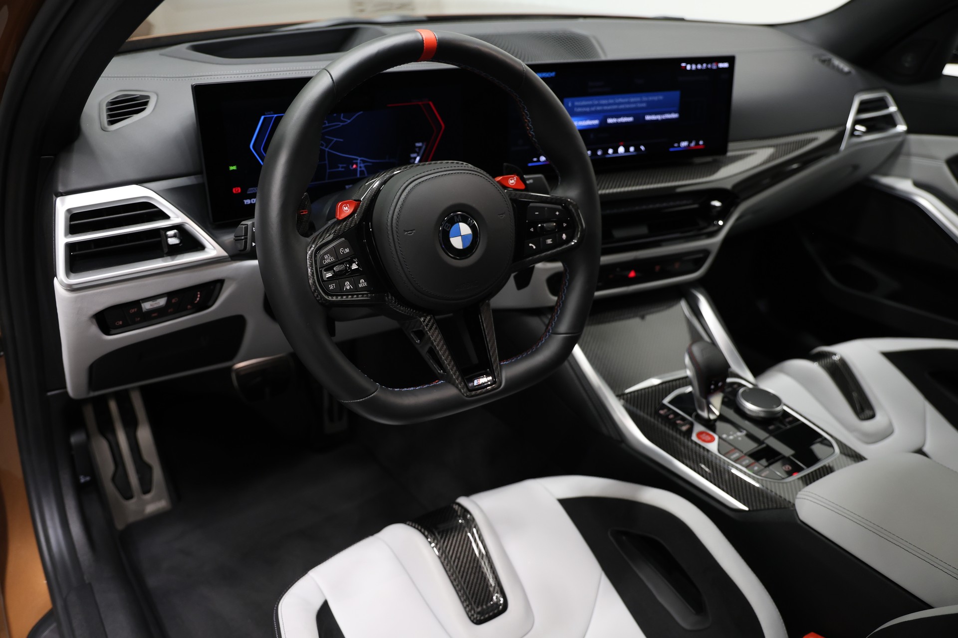 BMW M3 Competition M xDrive LCI *Sonderlackierung Liquid Copper*Carbon Schalensitze*M Driver's Package*-image-19
