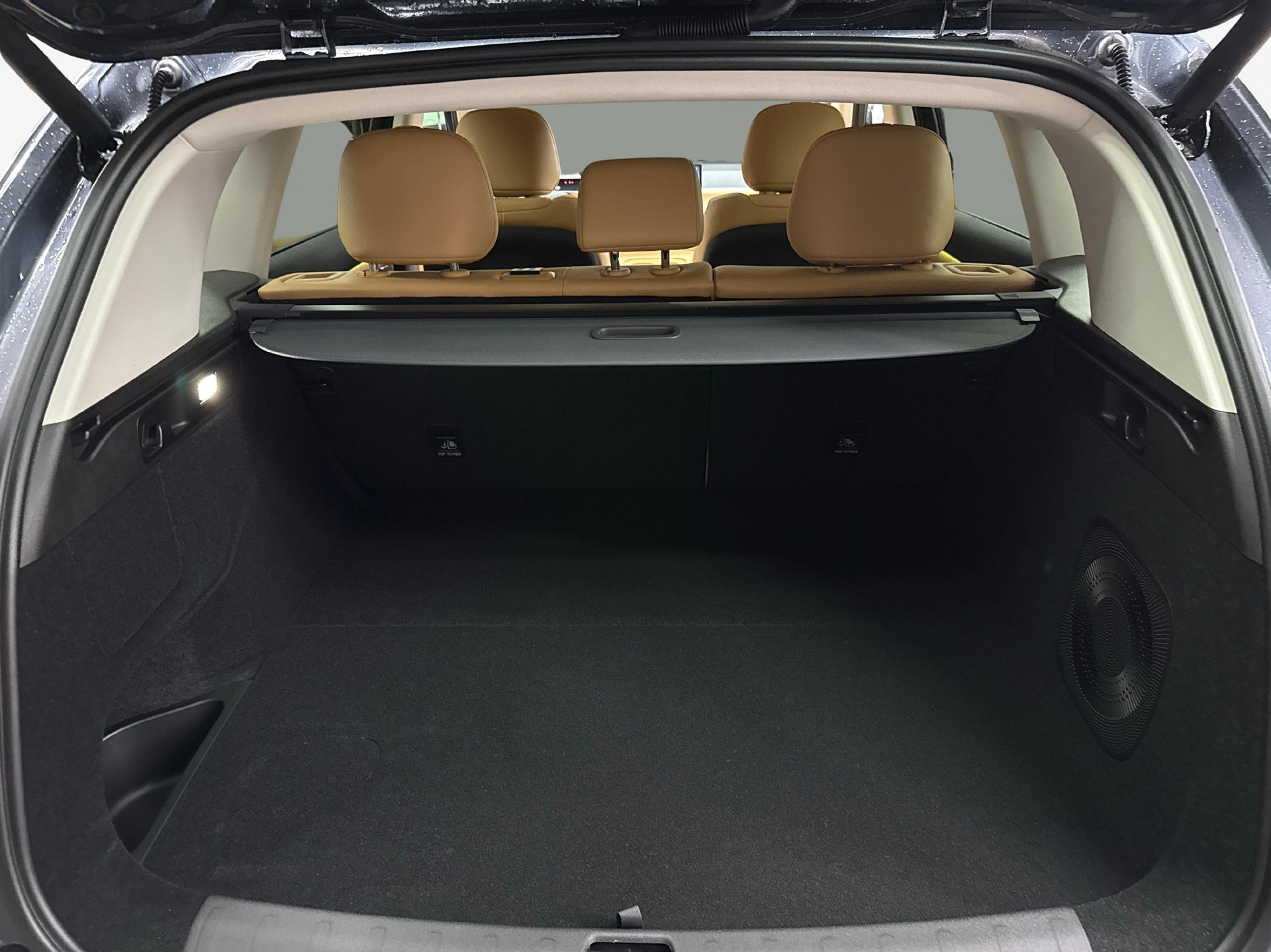 LEAPMOTOR C10 Design AWD-image-11