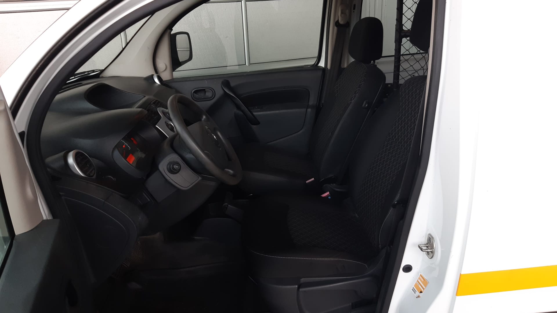 RENAULT Kangoo Z.E.-image-10