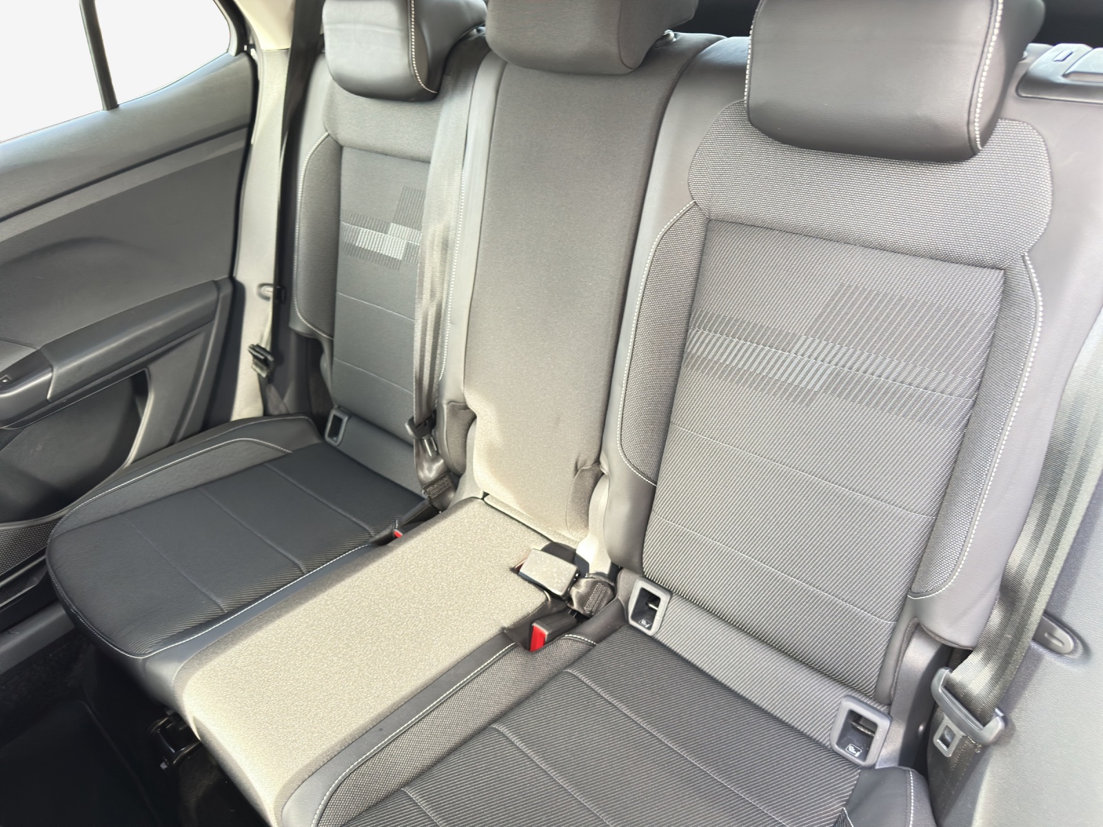 VW T-Cross 1.0 TSI Style DSG-image-11