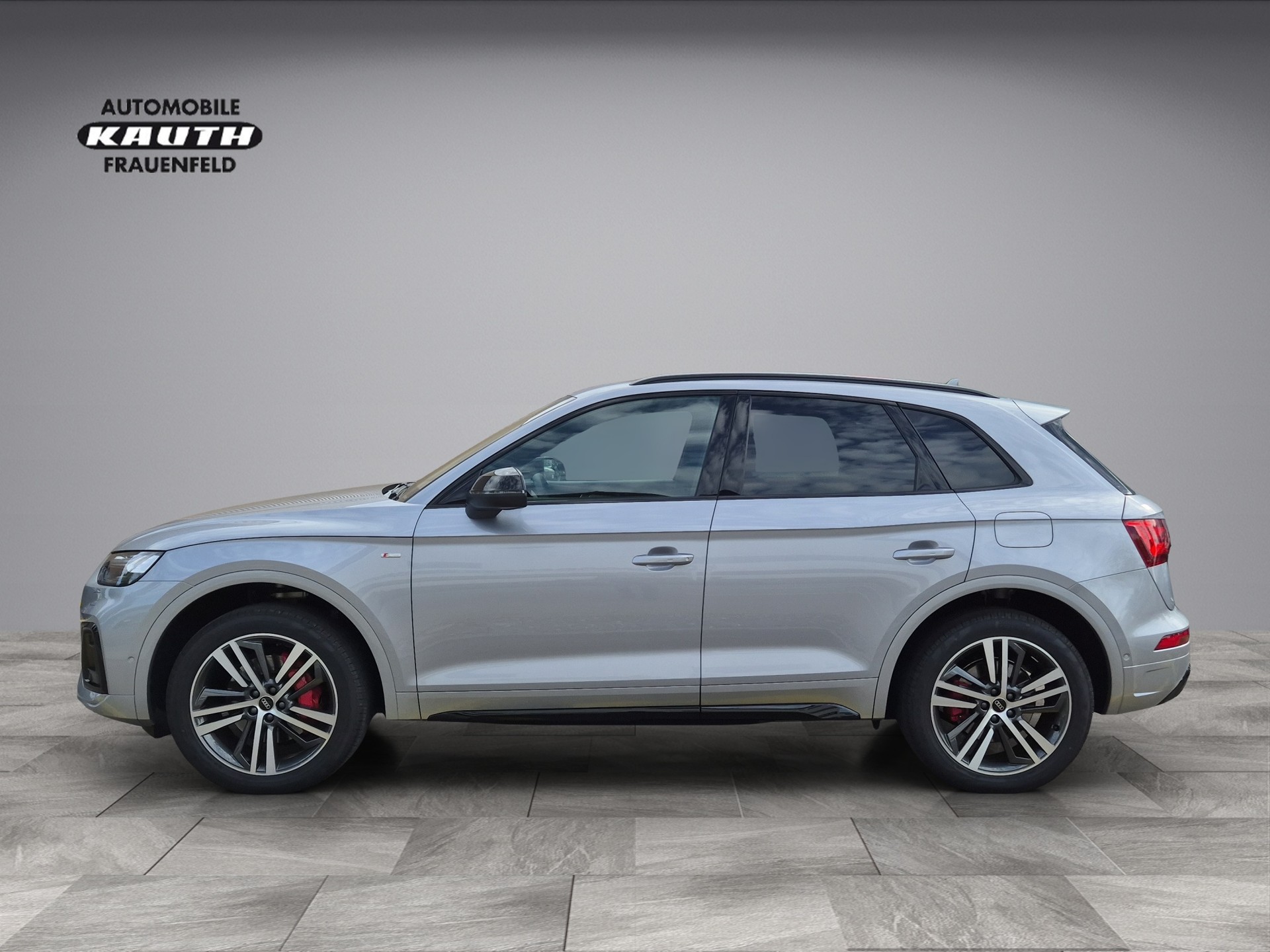 AUDI Q5 55 TFSI e PHEV S line quattro S-tronic*Standklima/Heizung, Panodach, AHK, inkl.Winterräder, (5-Jahre Garantie)-image-1