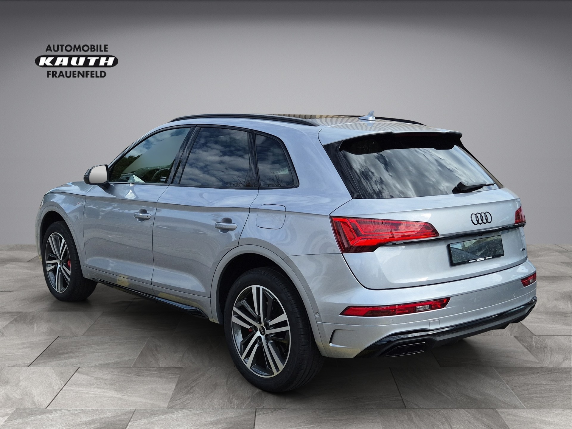 AUDI Q5 55 TFSI e PHEV S line quattro S-tronic*Standklima/Heizung, Panodach, AHK, inkl.Winterräder, (5-Jahre Garantie)-image-2