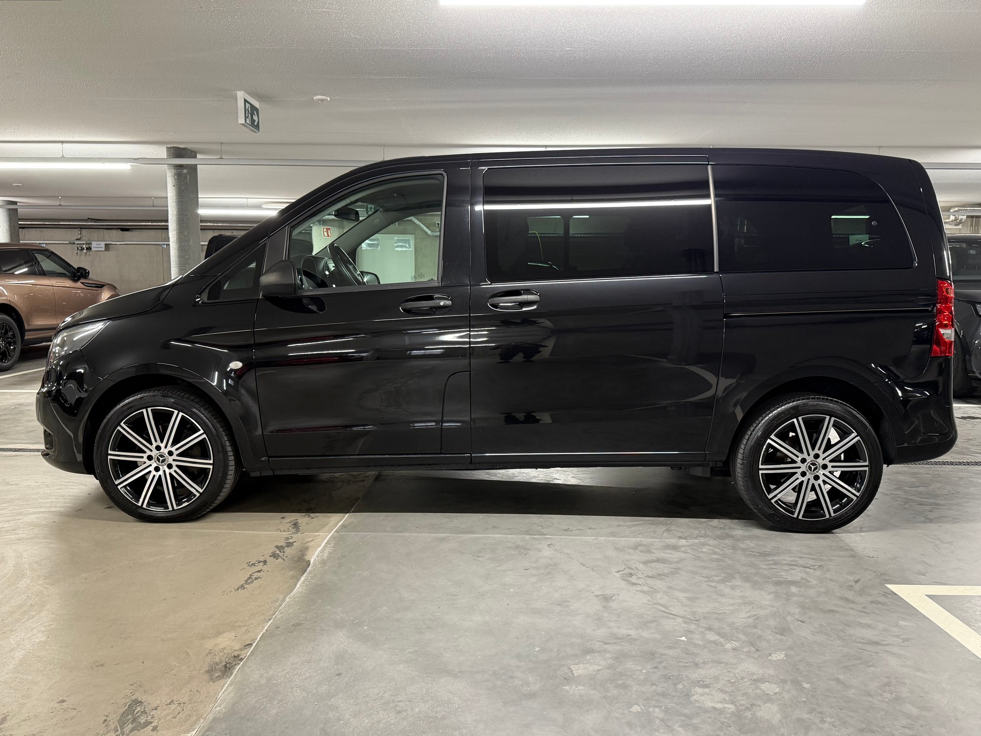MERCEDES-BENZ 119 Kombi K 2.0 CDI Select 4MATIC-image-1