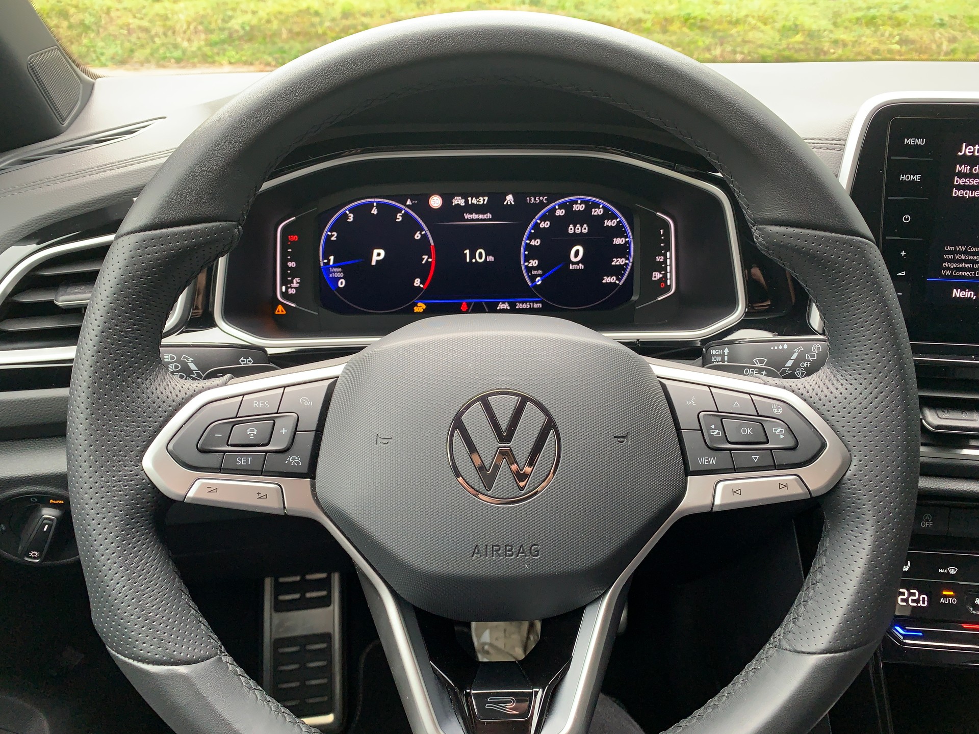 VW T-Roc 2.0 TSI R-Line DSG 4Motion-image-10