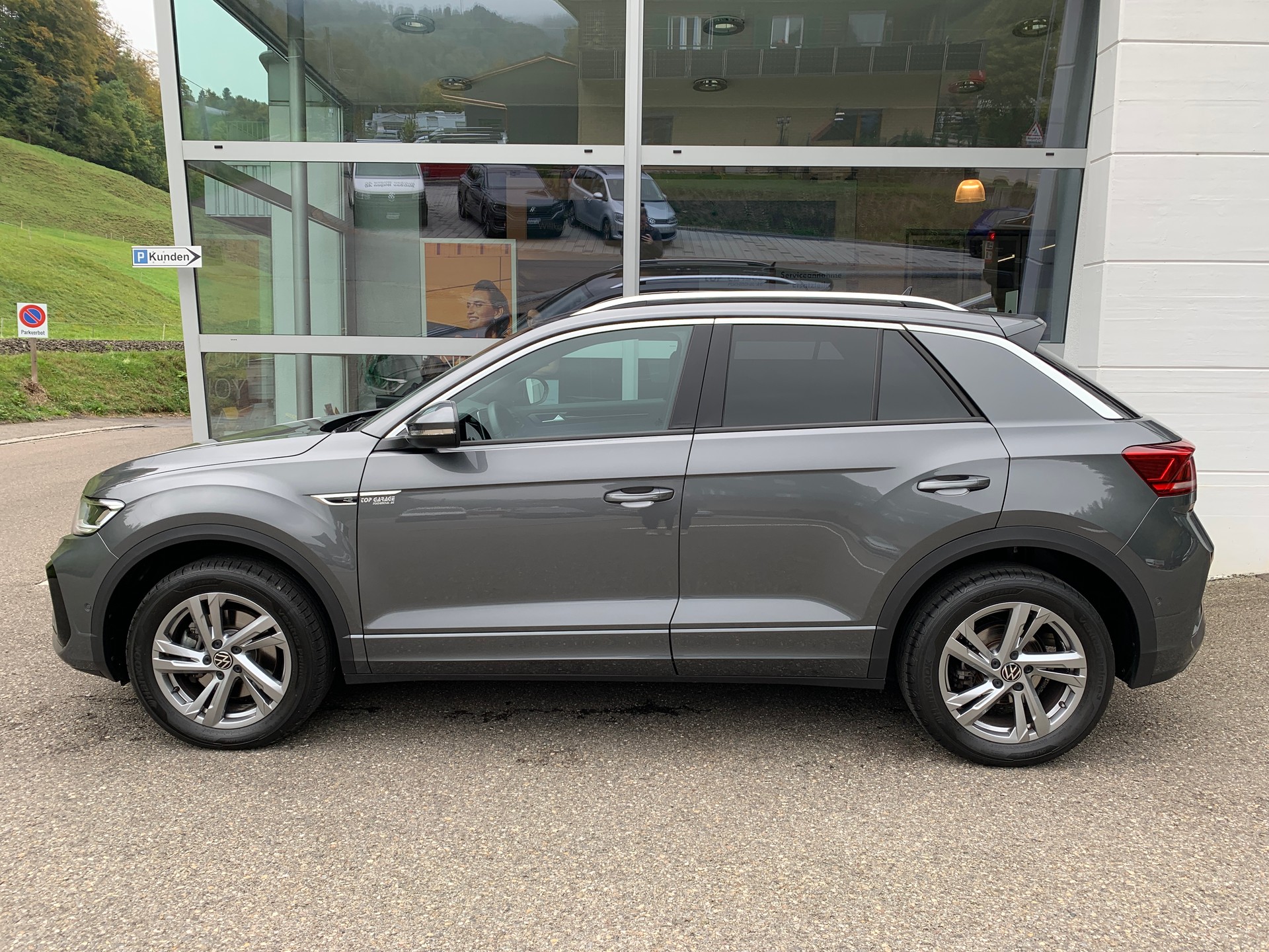 VW T-Roc 2.0 TSI R-Line DSG 4Motion-showroom-element-3