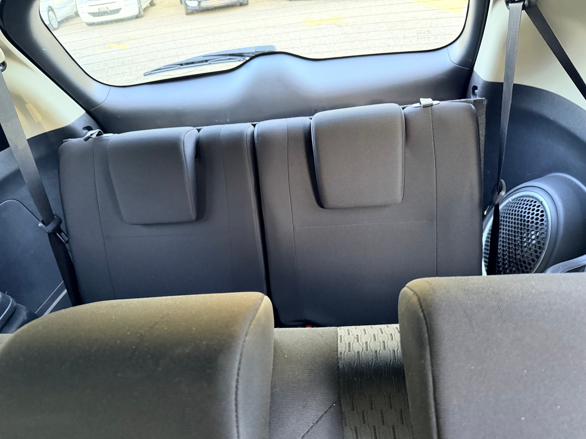 MITSUBISHI Outlander 2.2 DID Intense Safety 4WD Automatic 7 Plätze-image-15