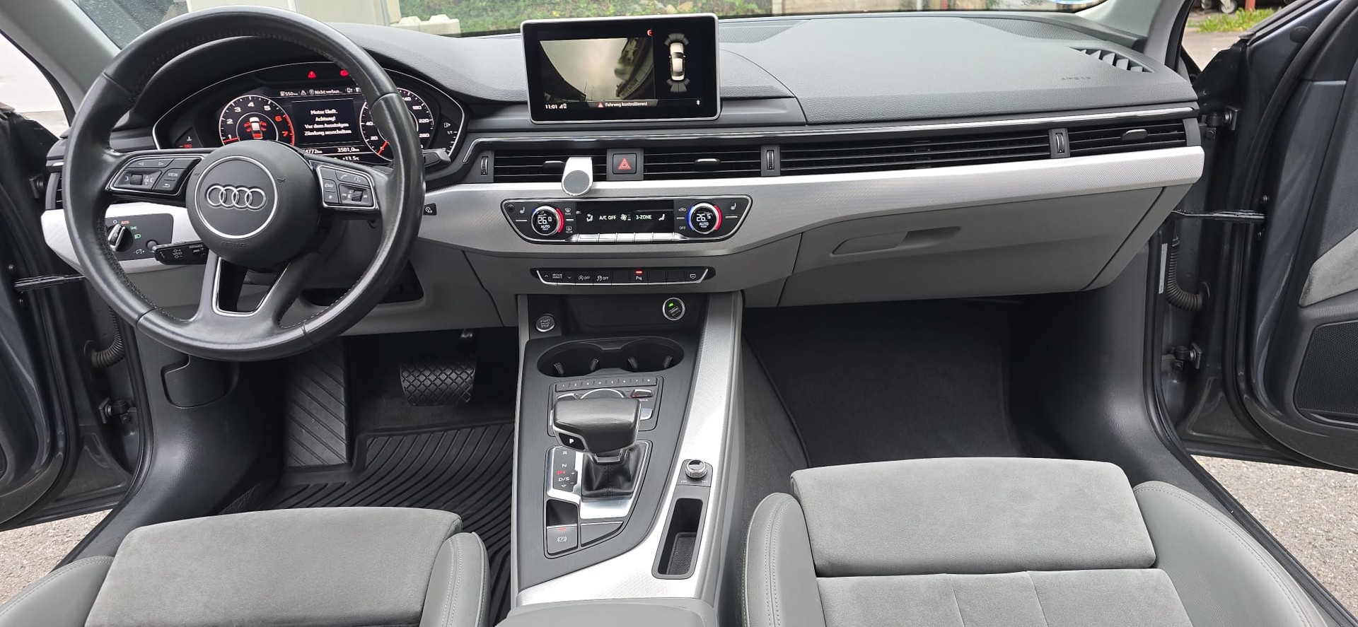 AUDI A4 Limousine 2.0 TFSI Sport S-tronic-image-10