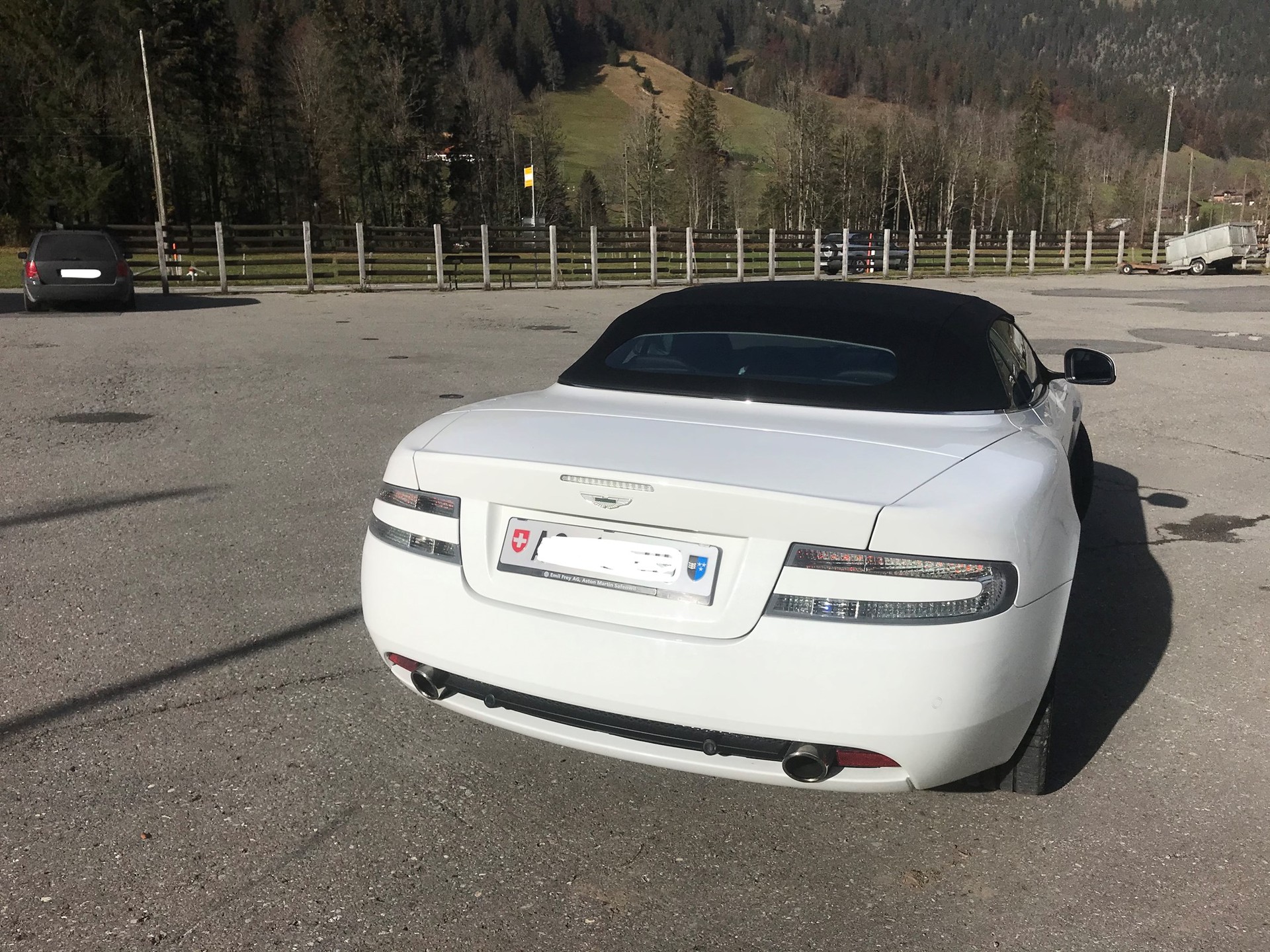 ASTON MARTIN DB9 Volante Touchtronic 2-image-11