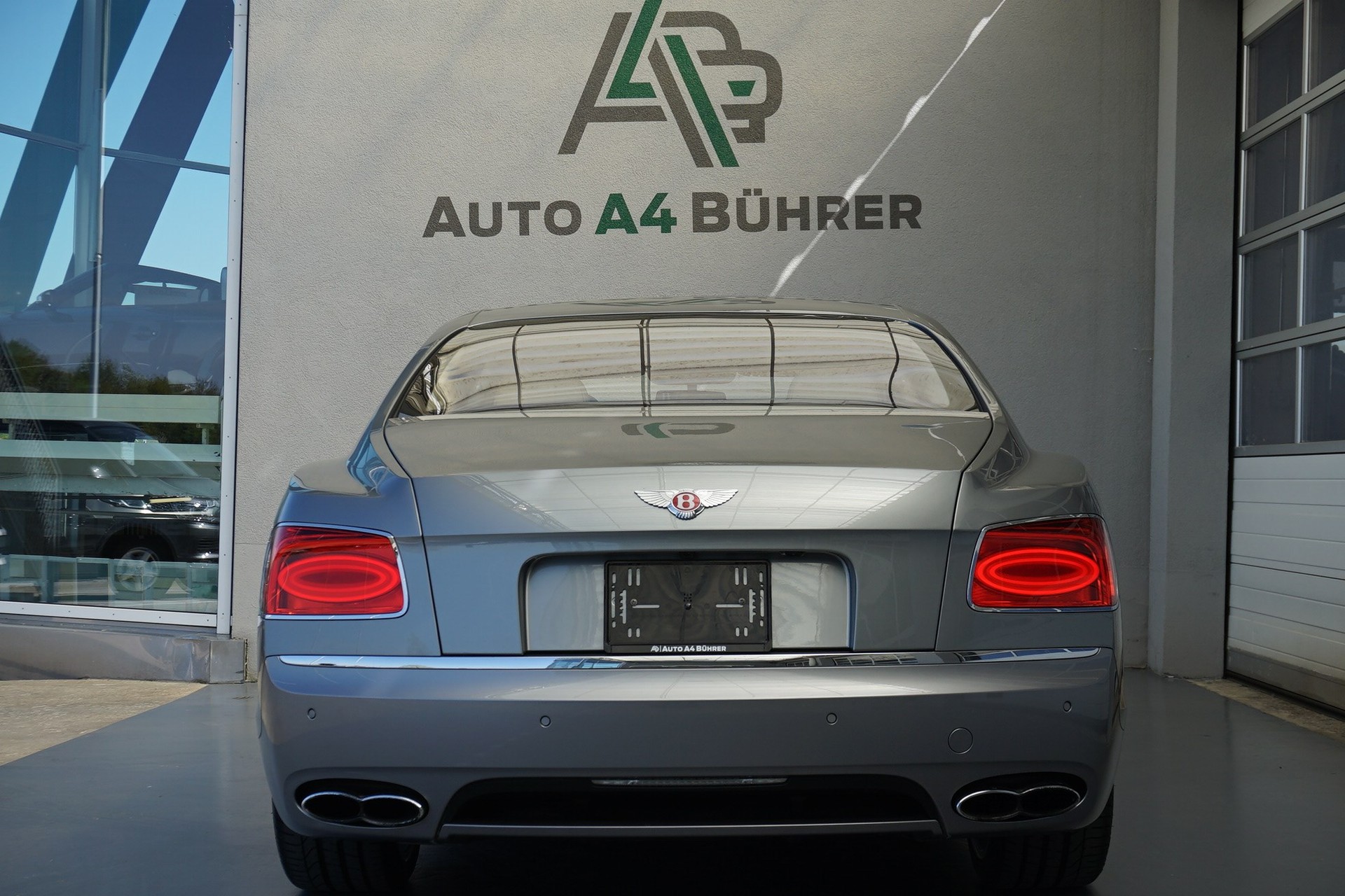 BENTLEY Flying Spur 4.0-image-6