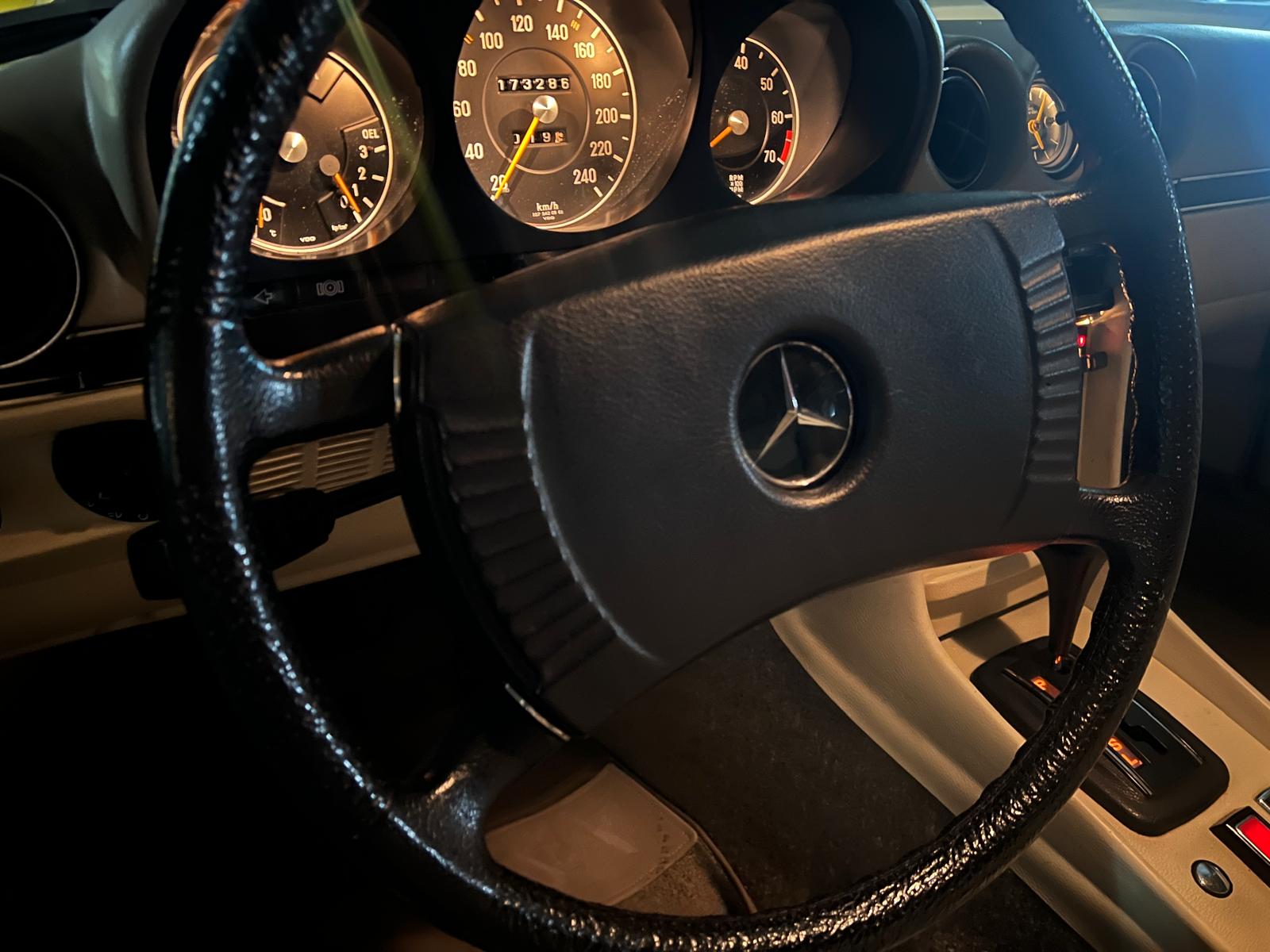 MERCEDES-BENZ SLC 350 (350 SLC)-image-8