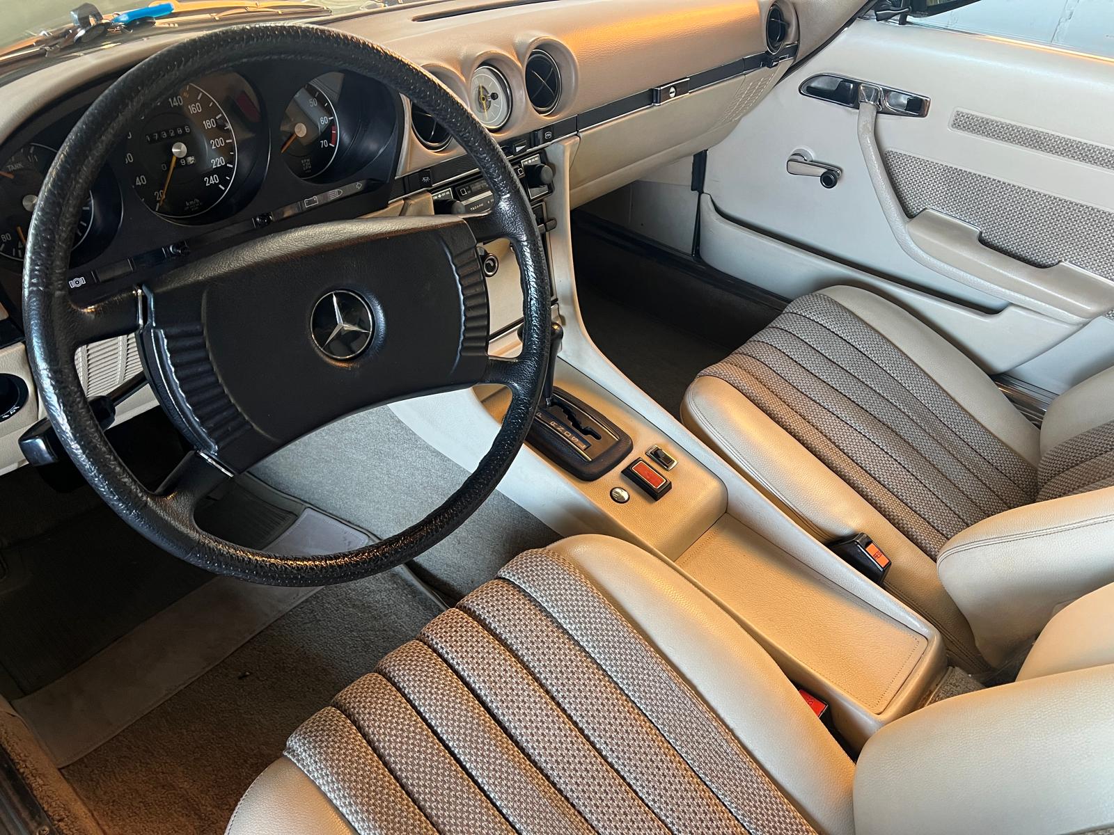 MERCEDES-BENZ SLC 350 (350 SLC)-image-9