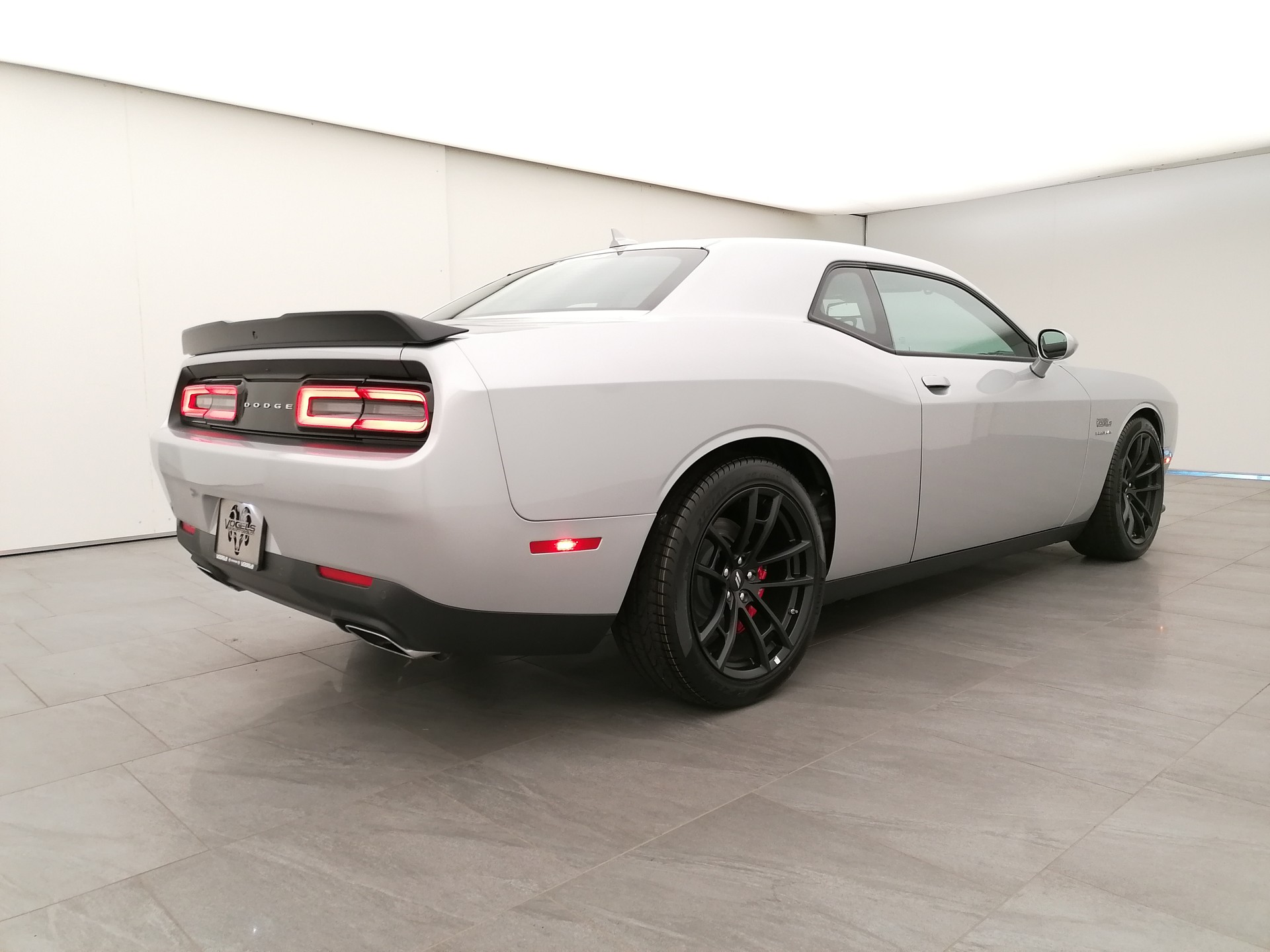 DODGE Challenger 5.7 R/T Shaker-image-3