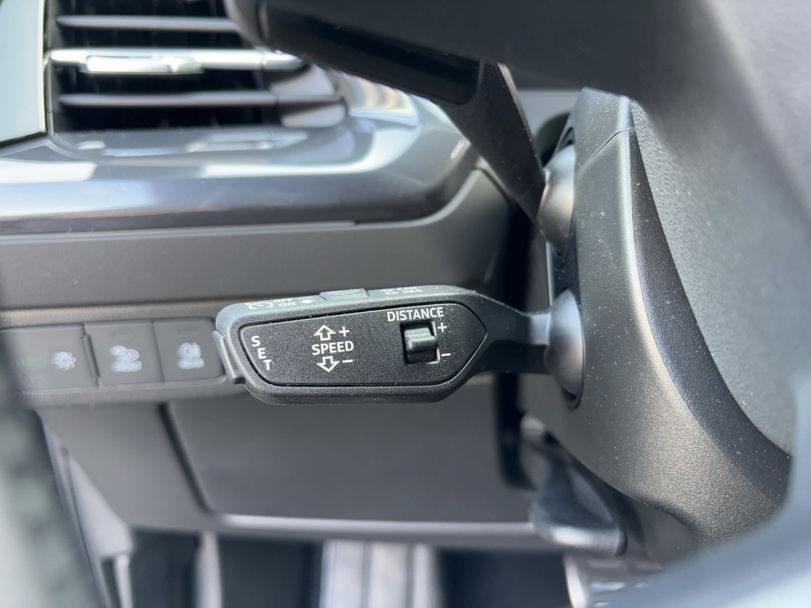 AUDI Q4 Sportback e-tron 50 quattro-image-16