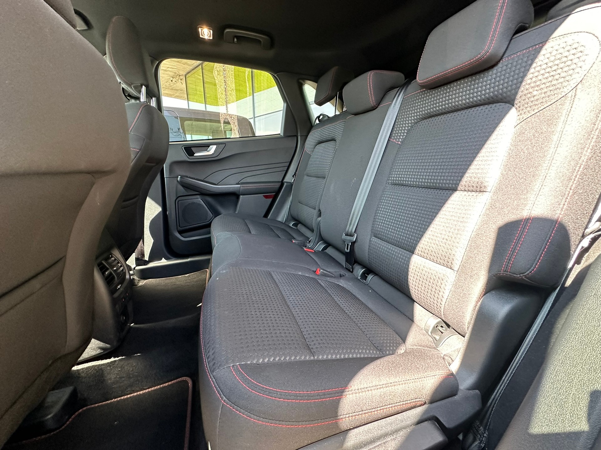FORD Kuga 2.5 FHEV ST-Line 4WD-image-7
