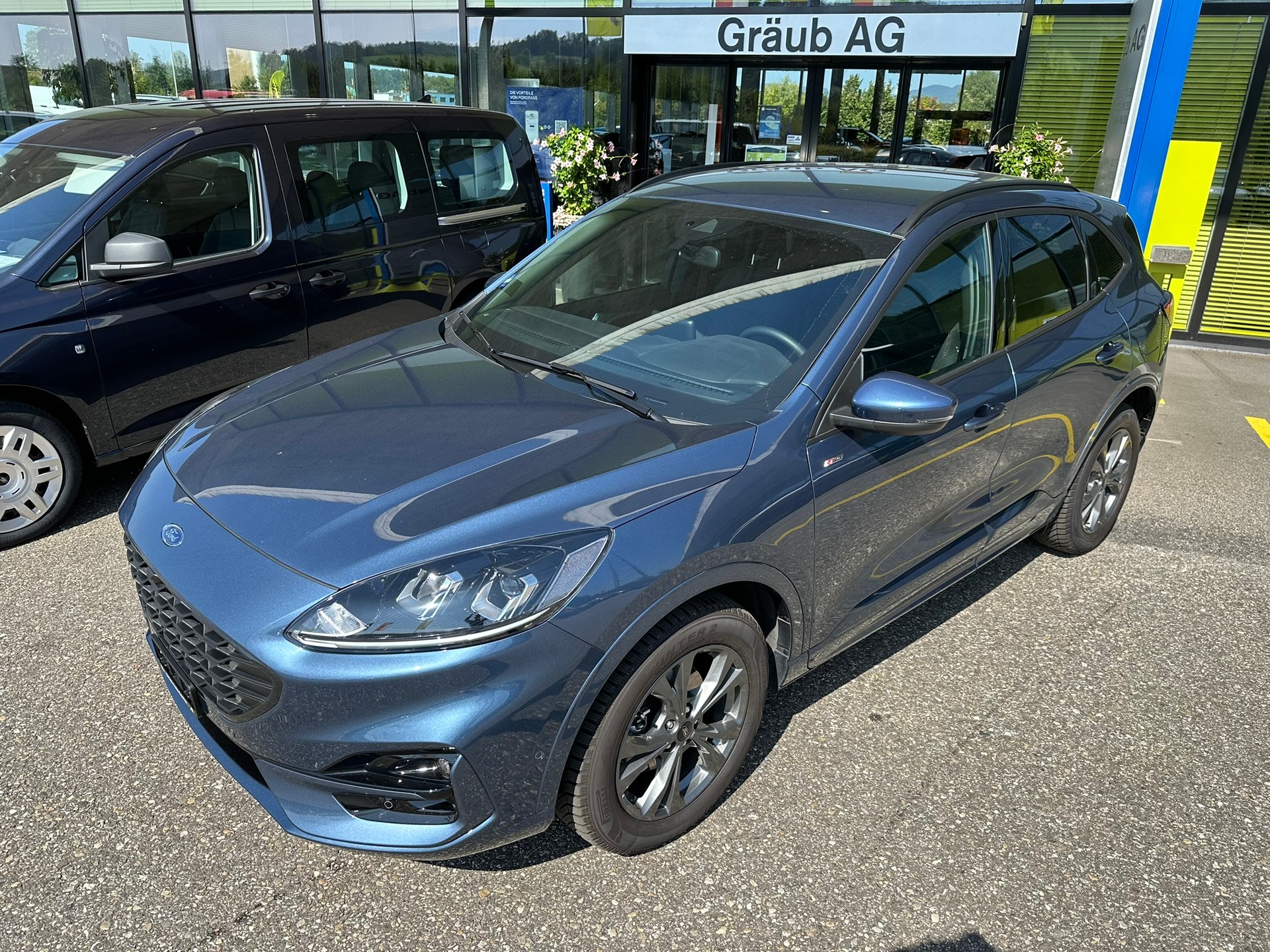 FORD Kuga 2.5 FHEV ST-Line 4WD-image-2
