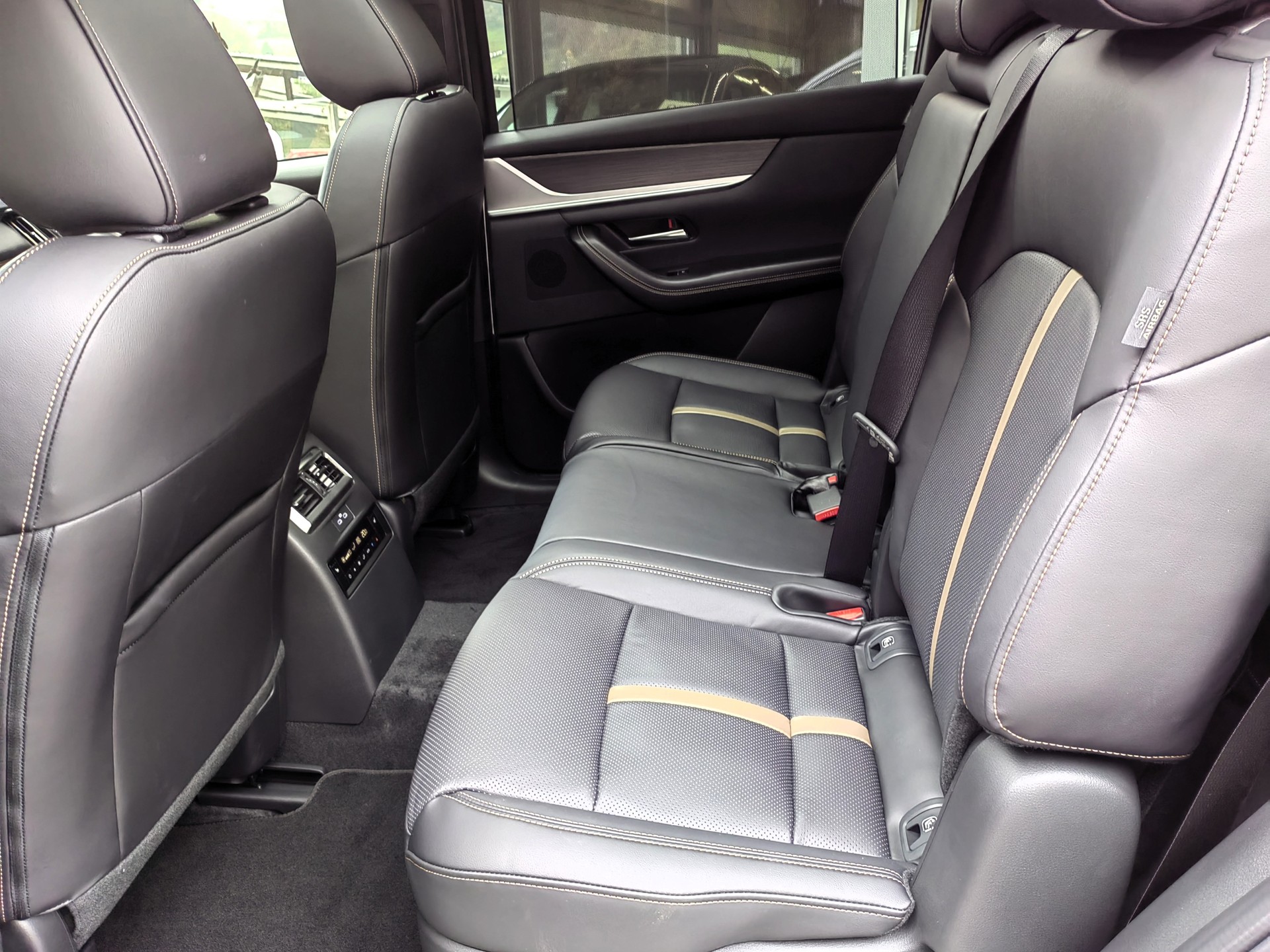 MAZDA CX-80 3.3 D Homura Plus-image-2