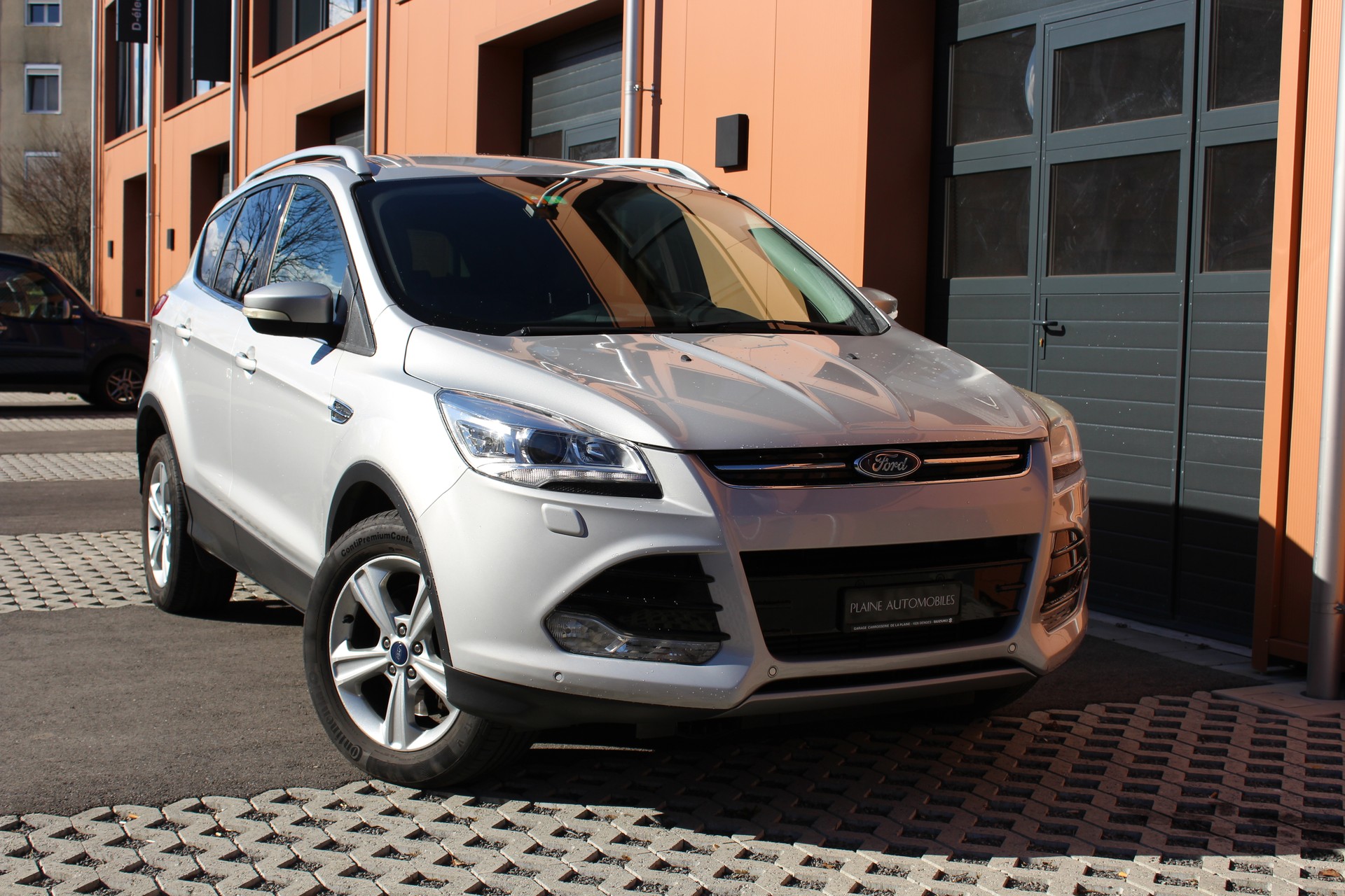 FORD Kuga 2.0 TDCi Titanium 4WD PowerShift-image-3
