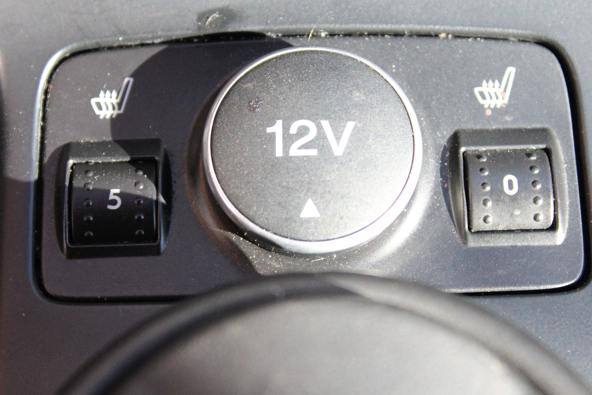 FORD Kuga 2.0 TDCi Titanium 4WD PowerShift-image-12