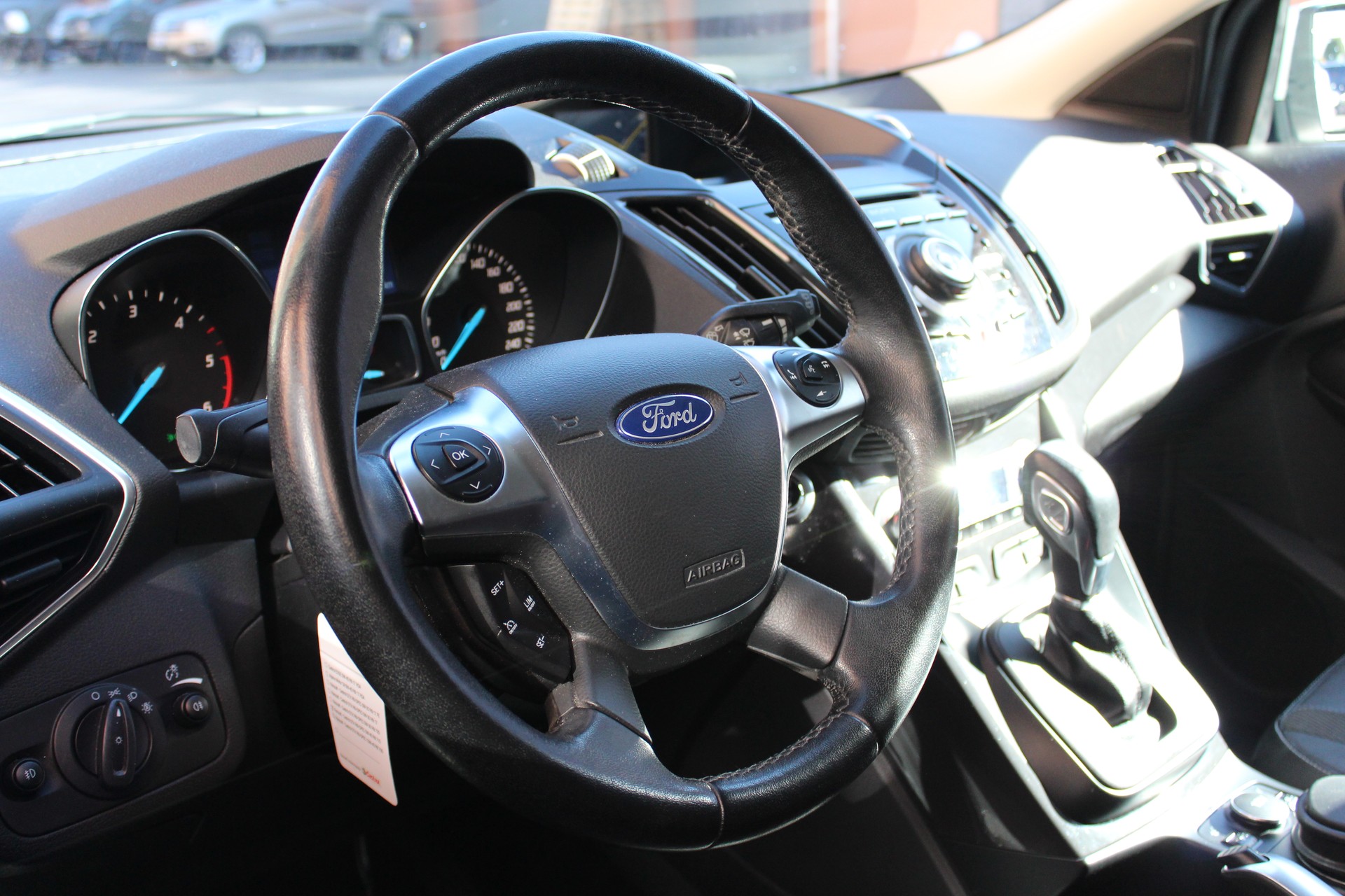 FORD Kuga 2.0 TDCi Titanium 4WD PowerShift-image-7