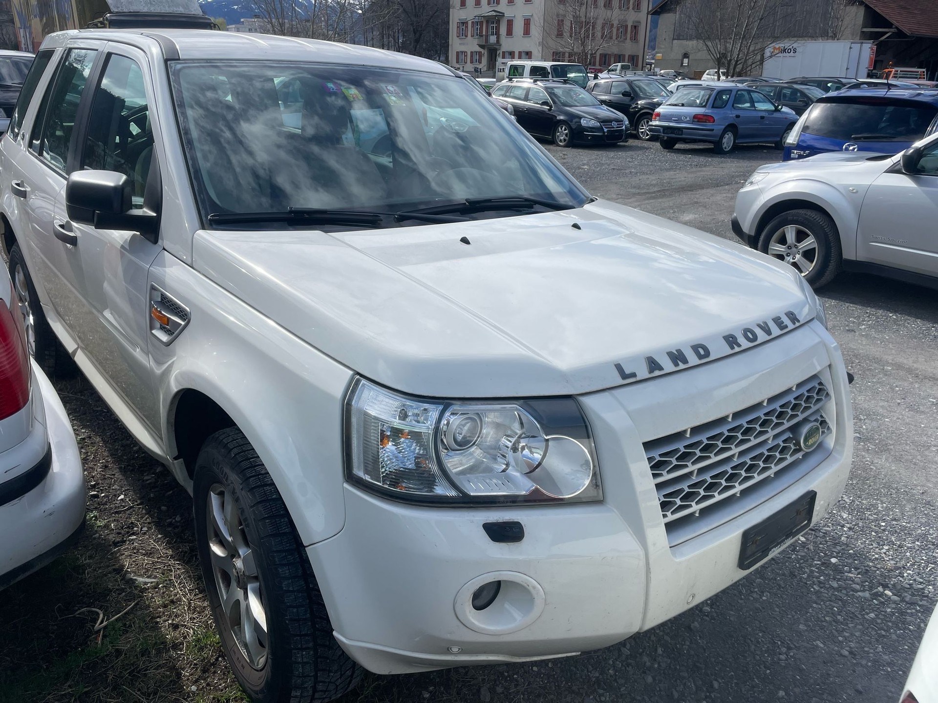 LAND ROVER Freelander 2.2 TD4 E Automatic-image-6
