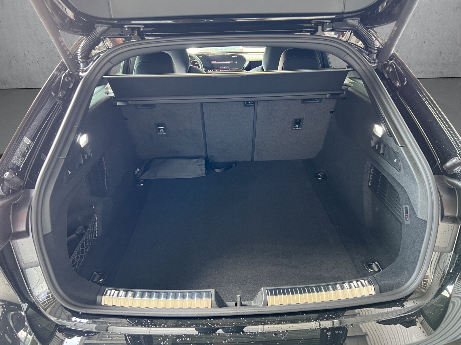 AUDI A5 Avant TDI quattro 150 kW Attraction S tronic-image-14