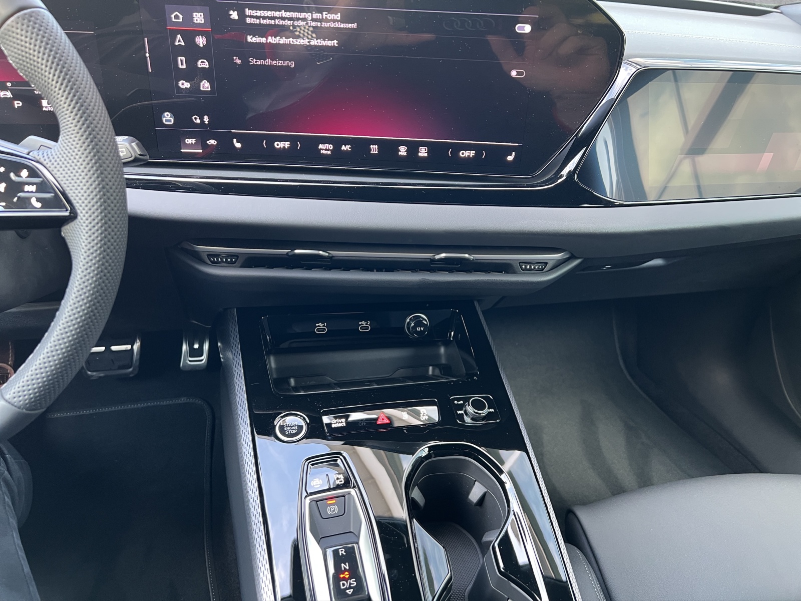 AUDI A5 Avant TDI quattro 150 kW Attraction S tronic-image-11