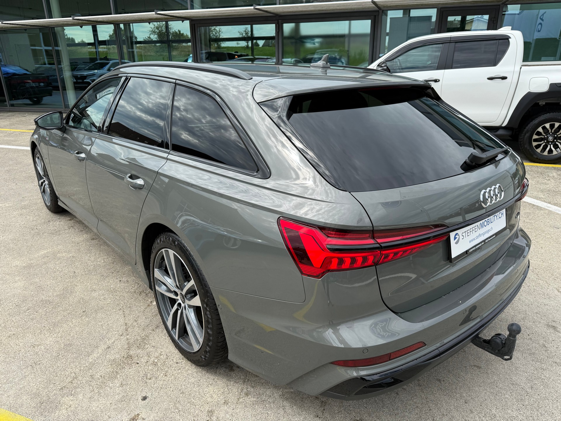 AUDI A6 Avant 40TDI S line qu-image-5