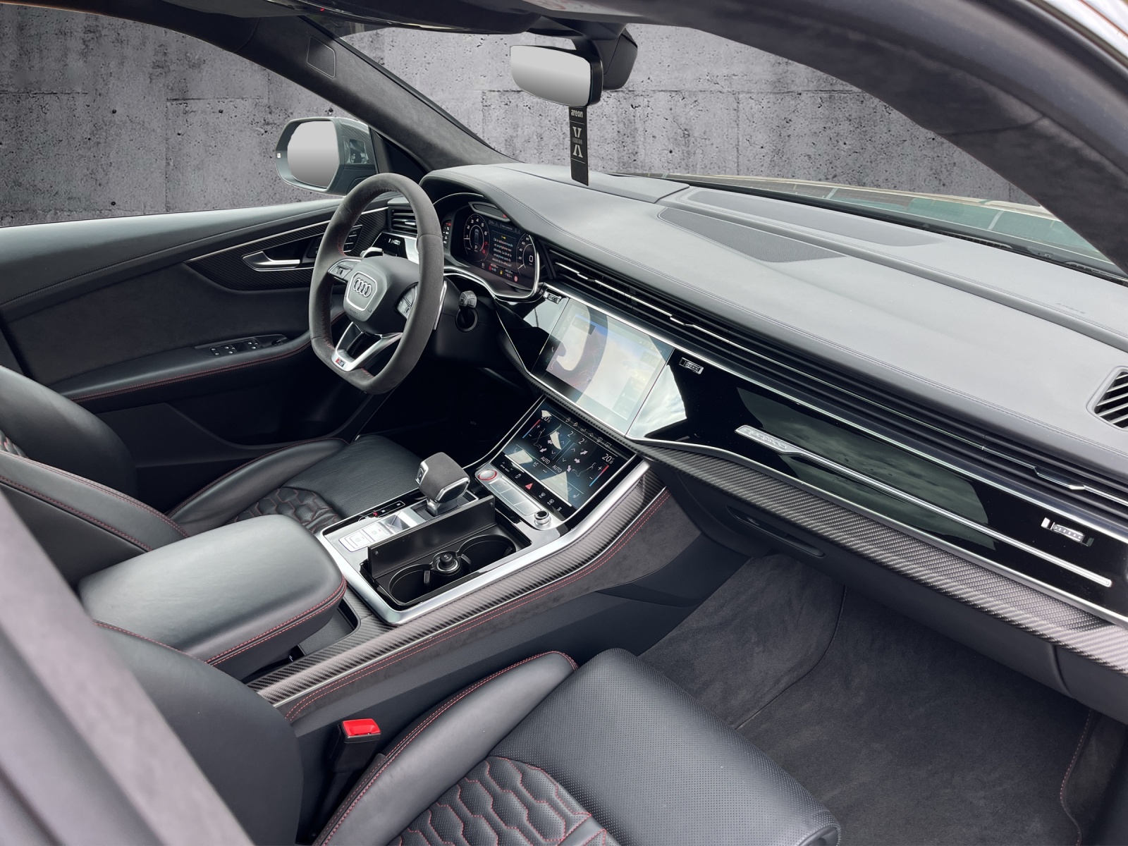 AUDI RSQ8 quattro tiptronic-image-12